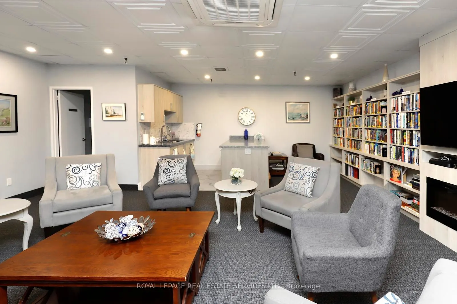 965 Inverhouse Drive #1103