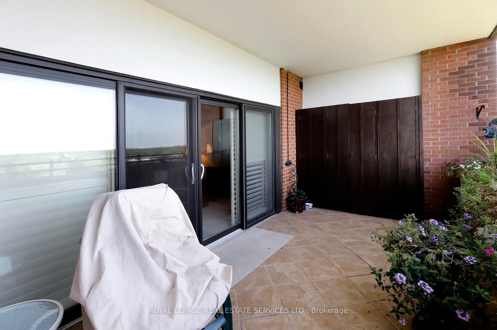 965 Inverhouse Drive #1103