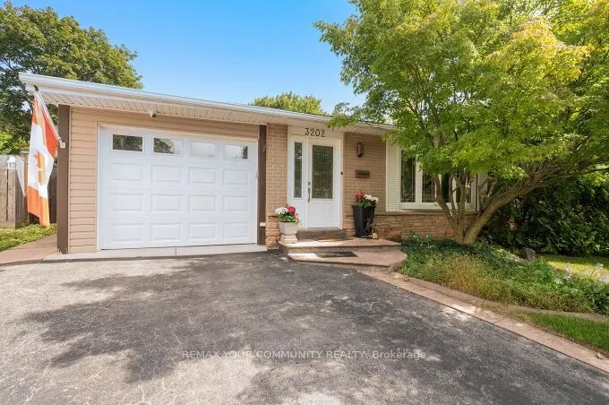3202 Centennial Drive E