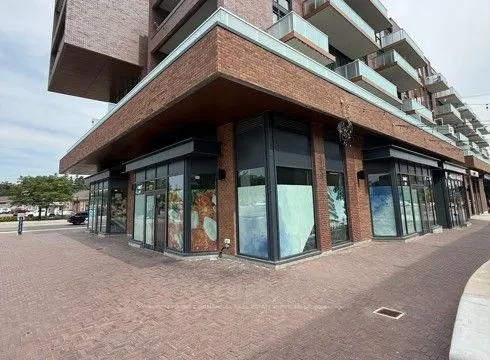 175 Lakeshore Road W #C1