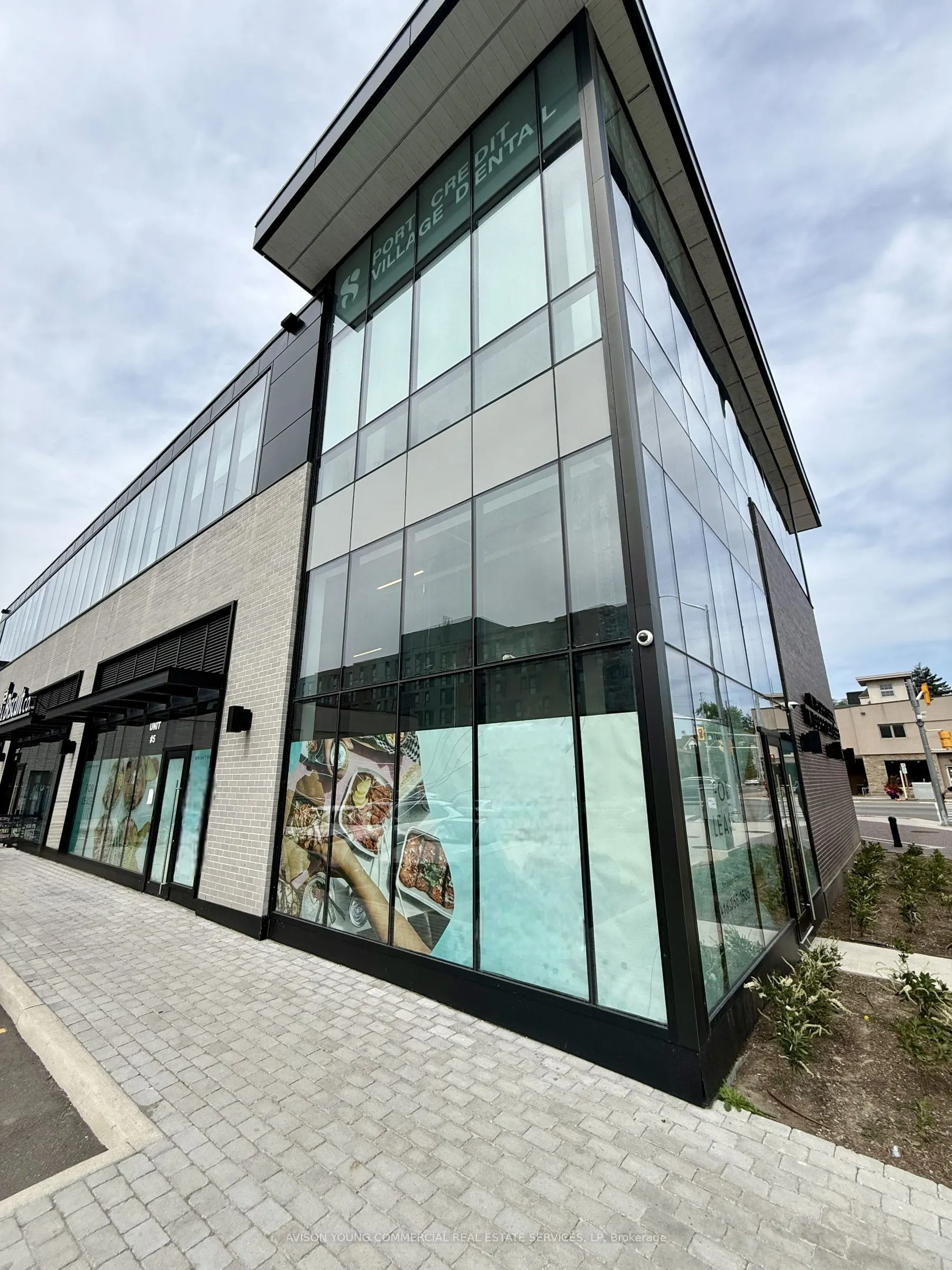 175 Lakeshore Road W #C3-5