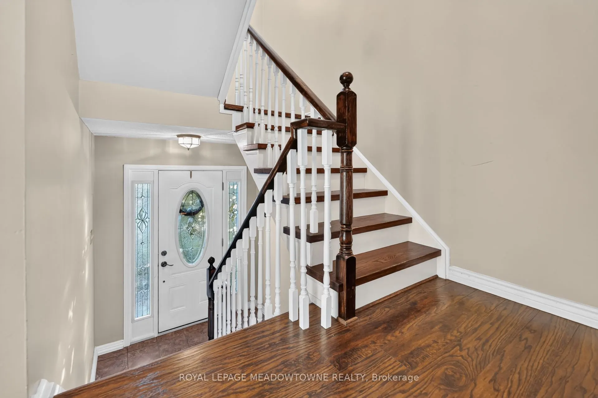 38 Lakeview Court