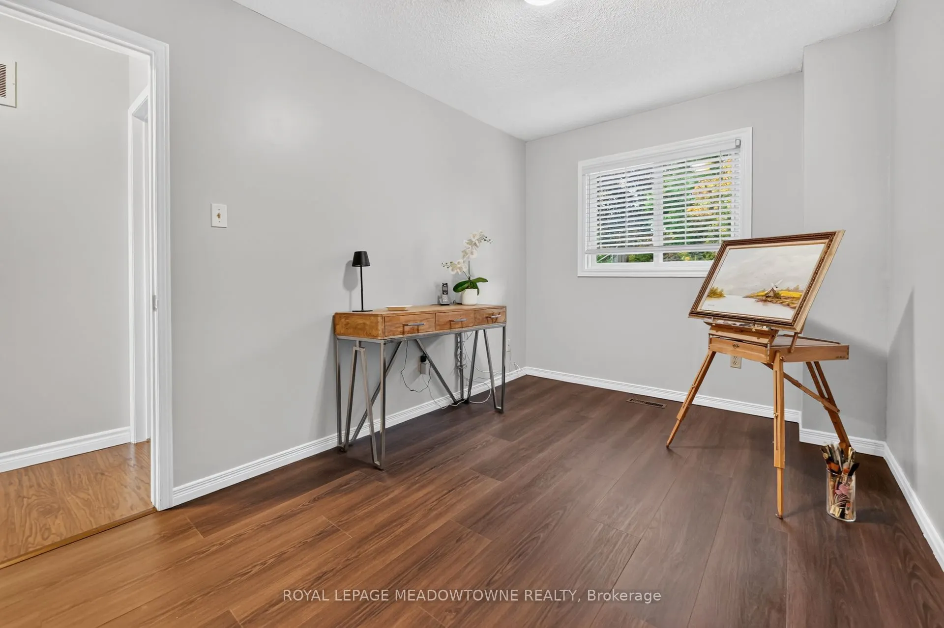 38 Lakeview Court