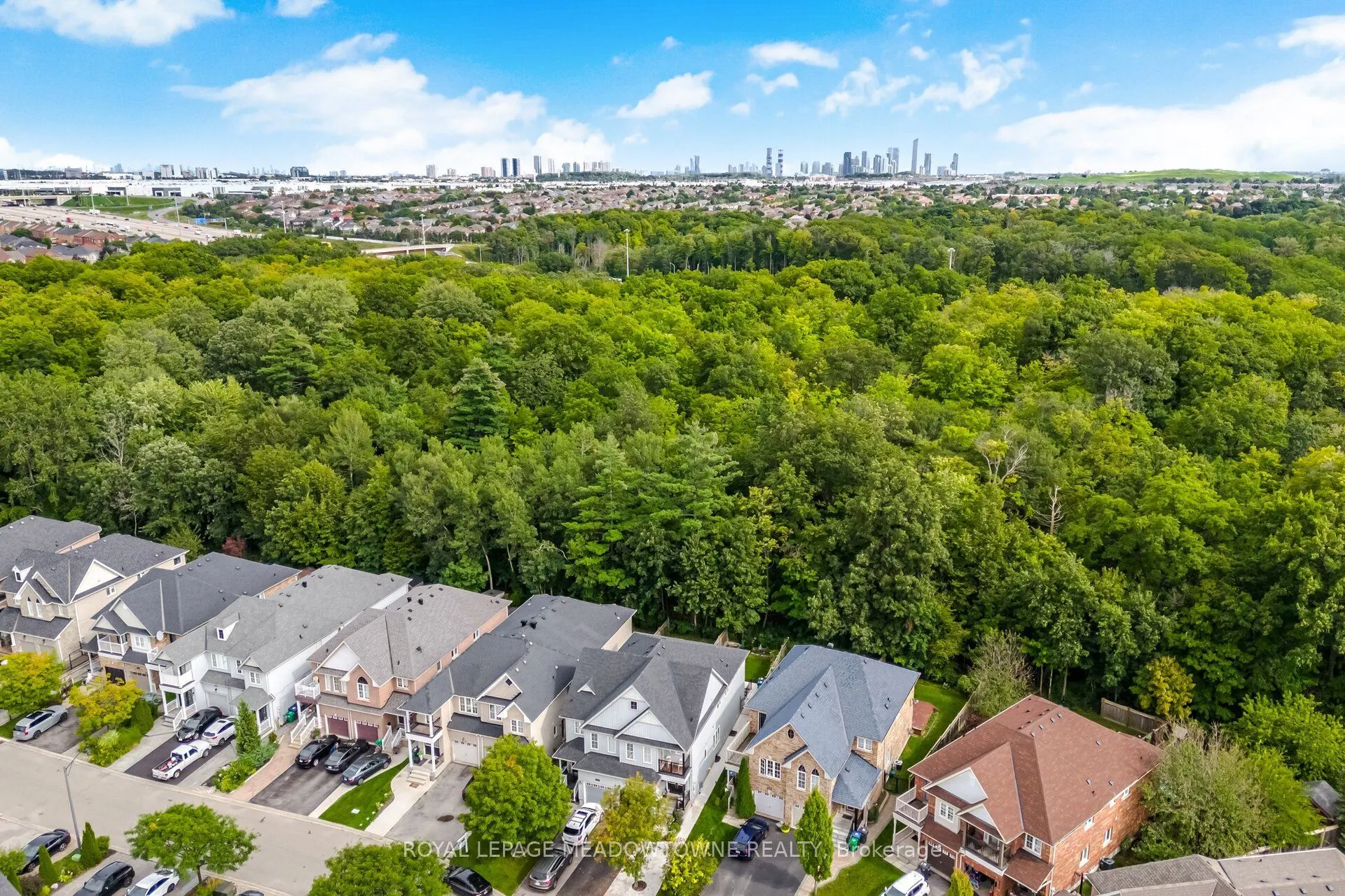 6623 Blackheath Ridge