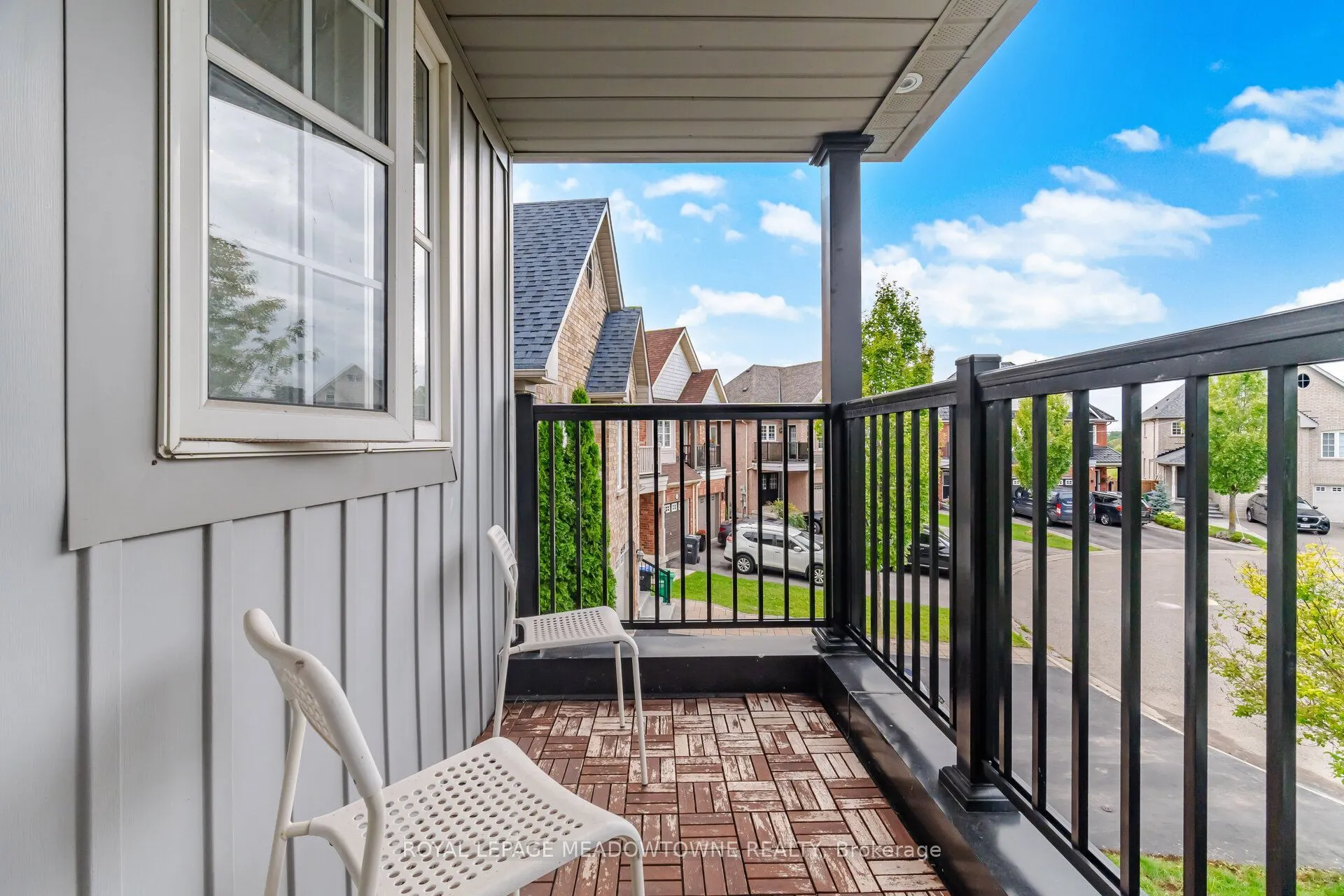 6623 Blackheath Ridge