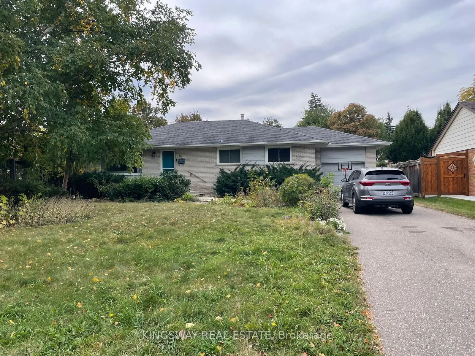 16 Plainsman Road