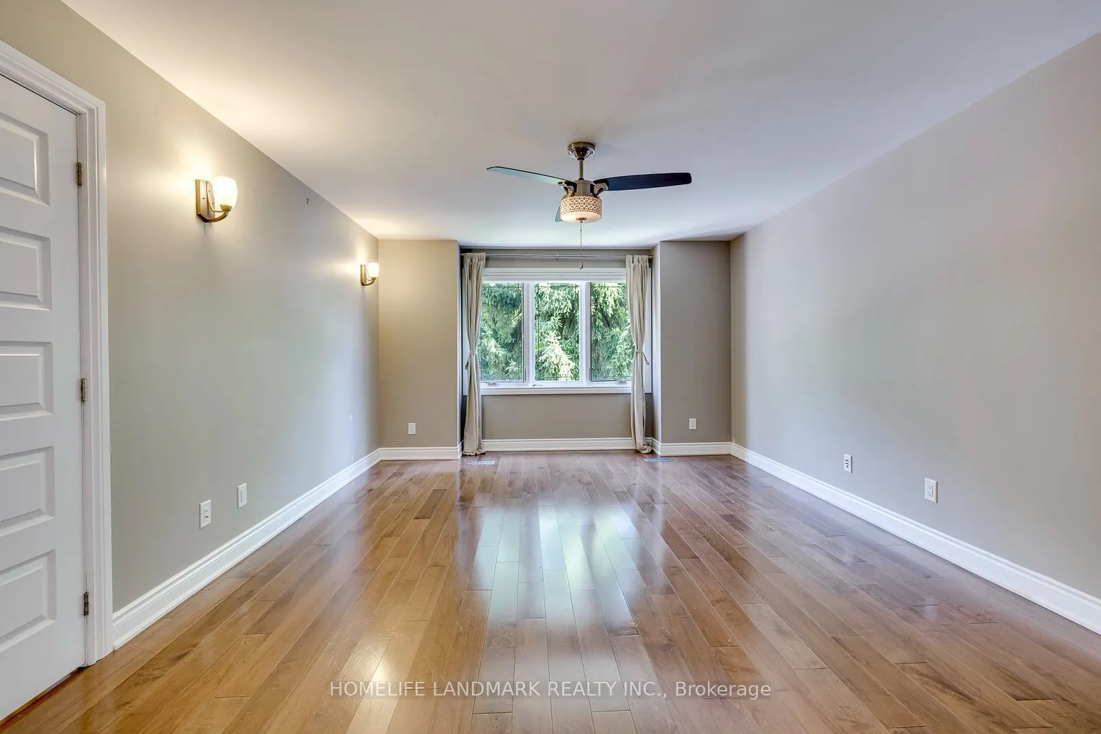 2333 Bennington Gate