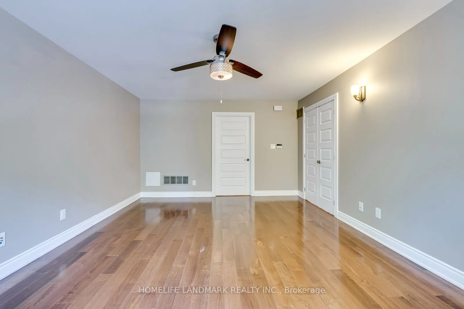 2333 Bennington Gate