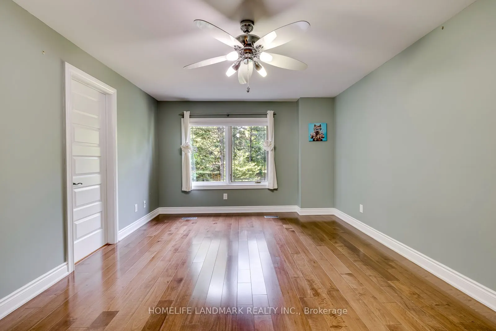 2333 Bennington Gate