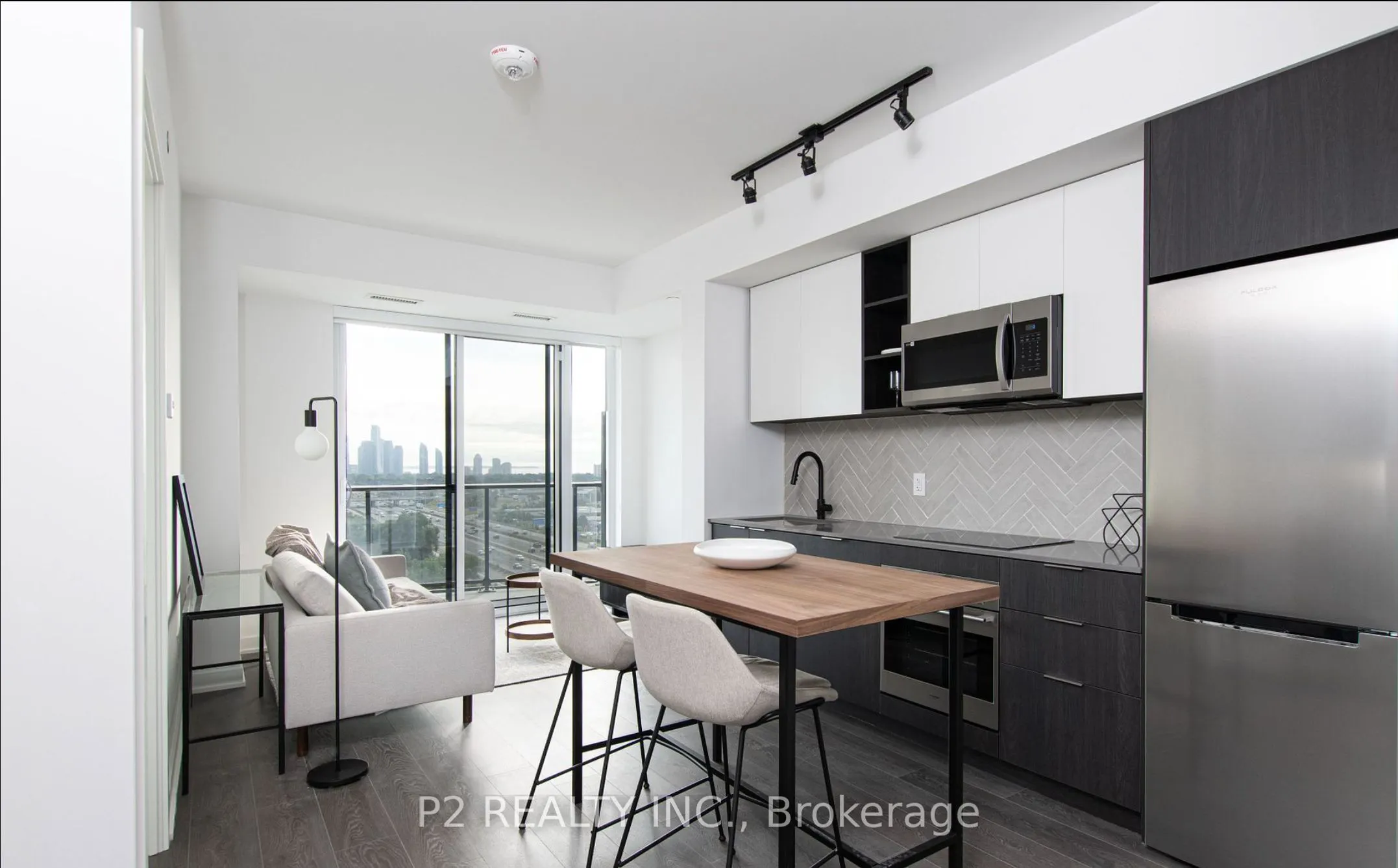 36 Zorra Street #512