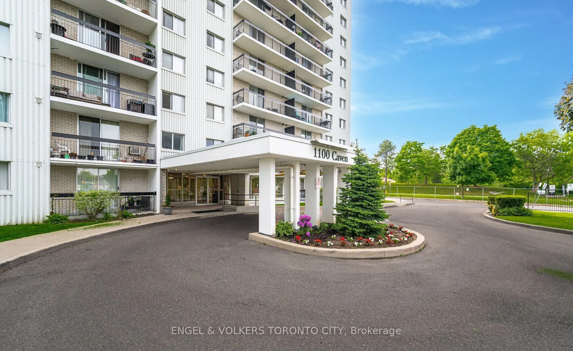 1100 Caven Street #1204