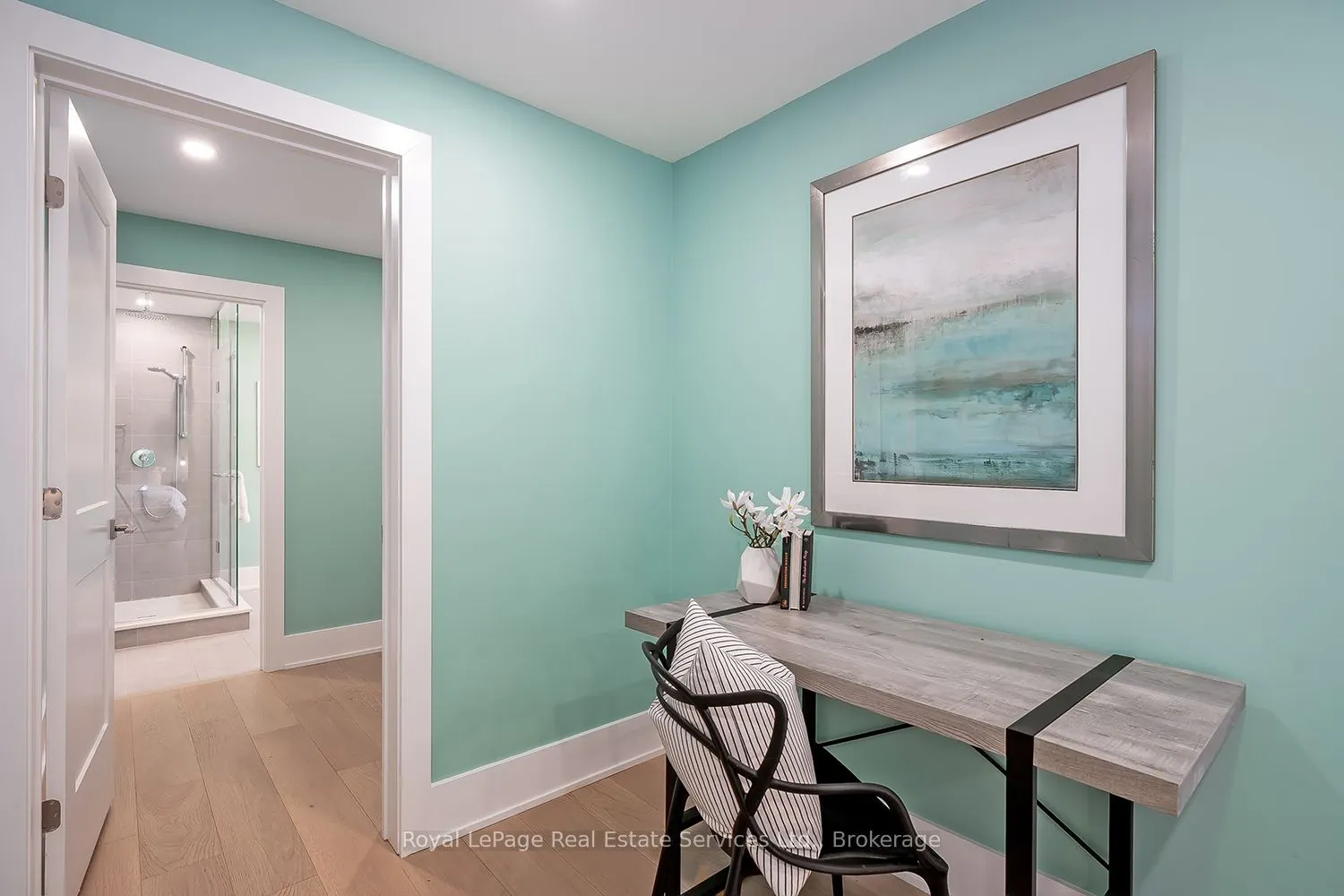 59 Fairwood Place E