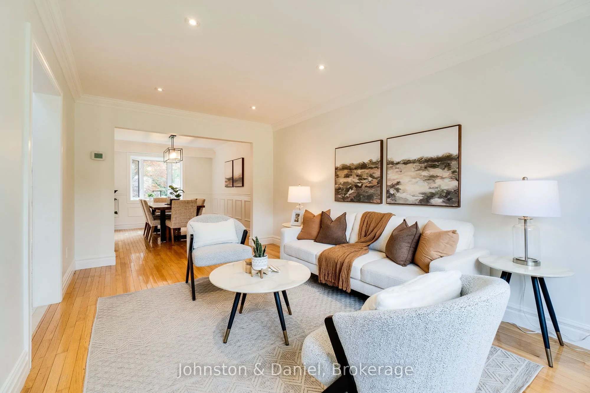 12 Jason Crescent