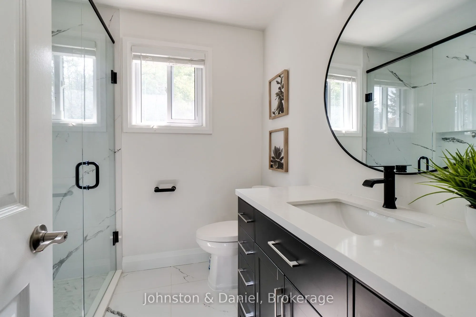 12 Jason Crescent