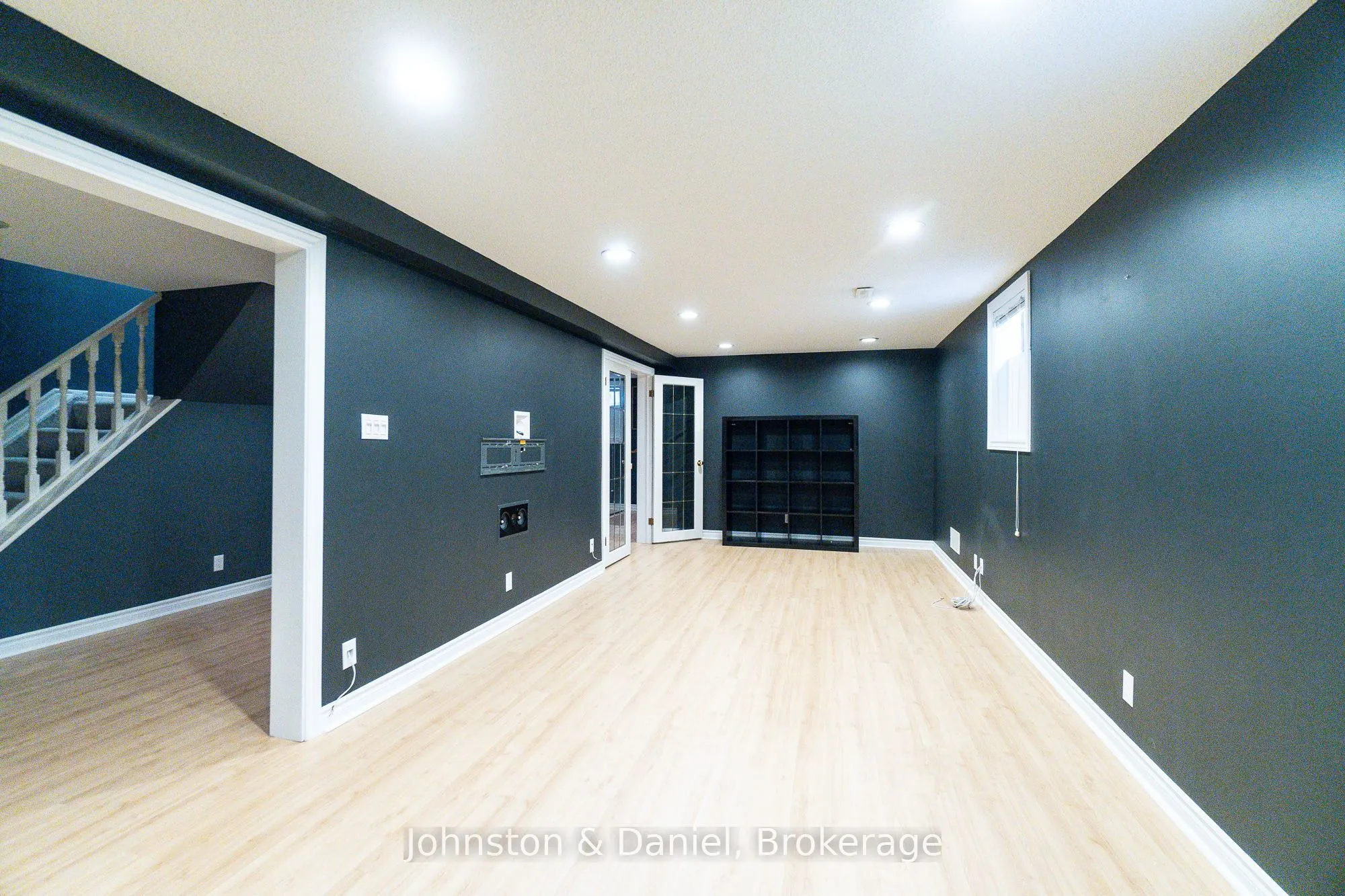 12 Jason Crescent