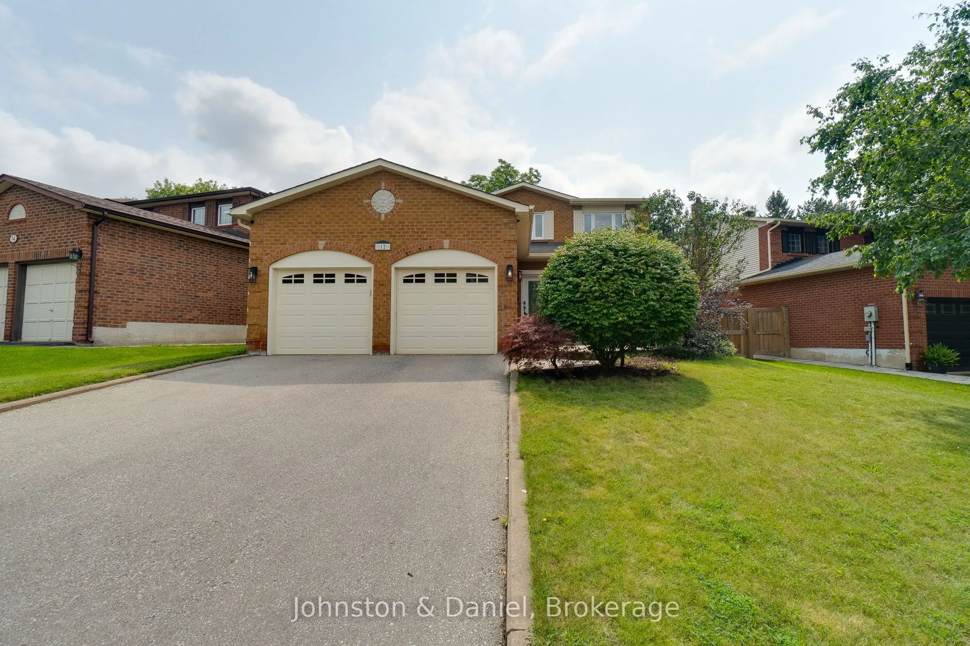 12 Jason Crescent