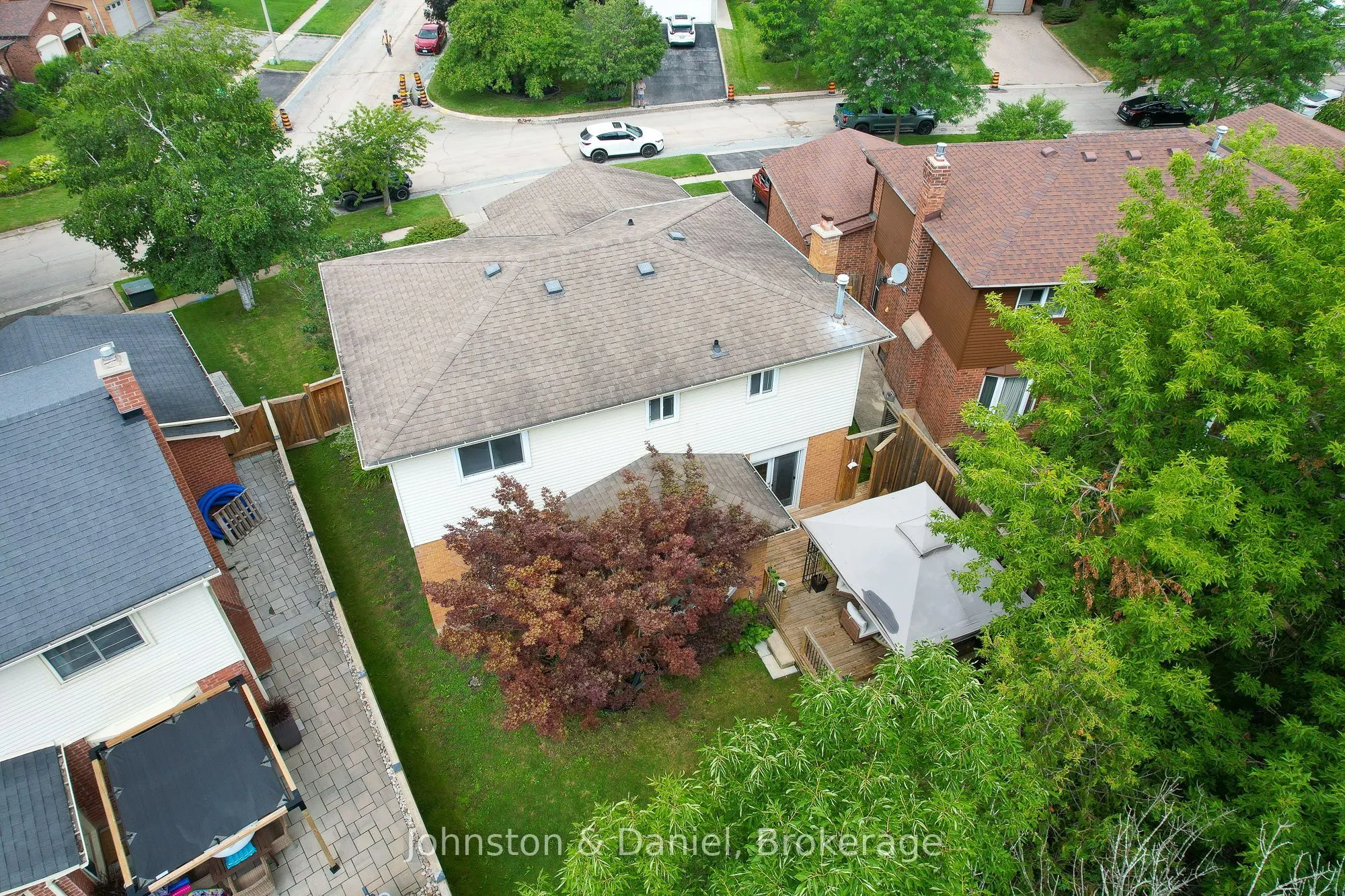 12 Jason Crescent