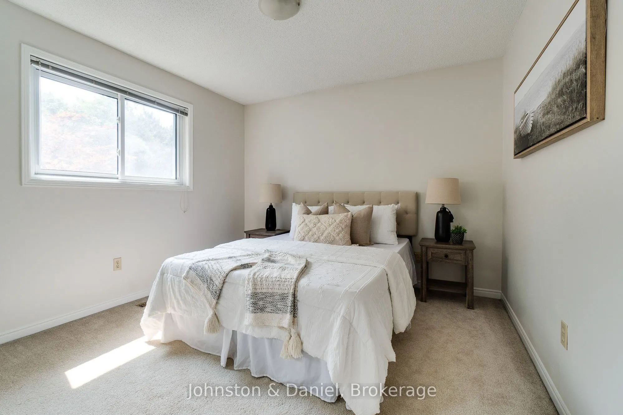 12 Jason Crescent