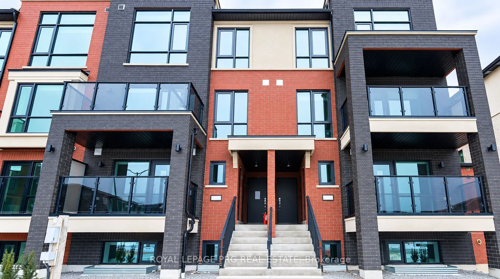 25 Romilly Avenue #16