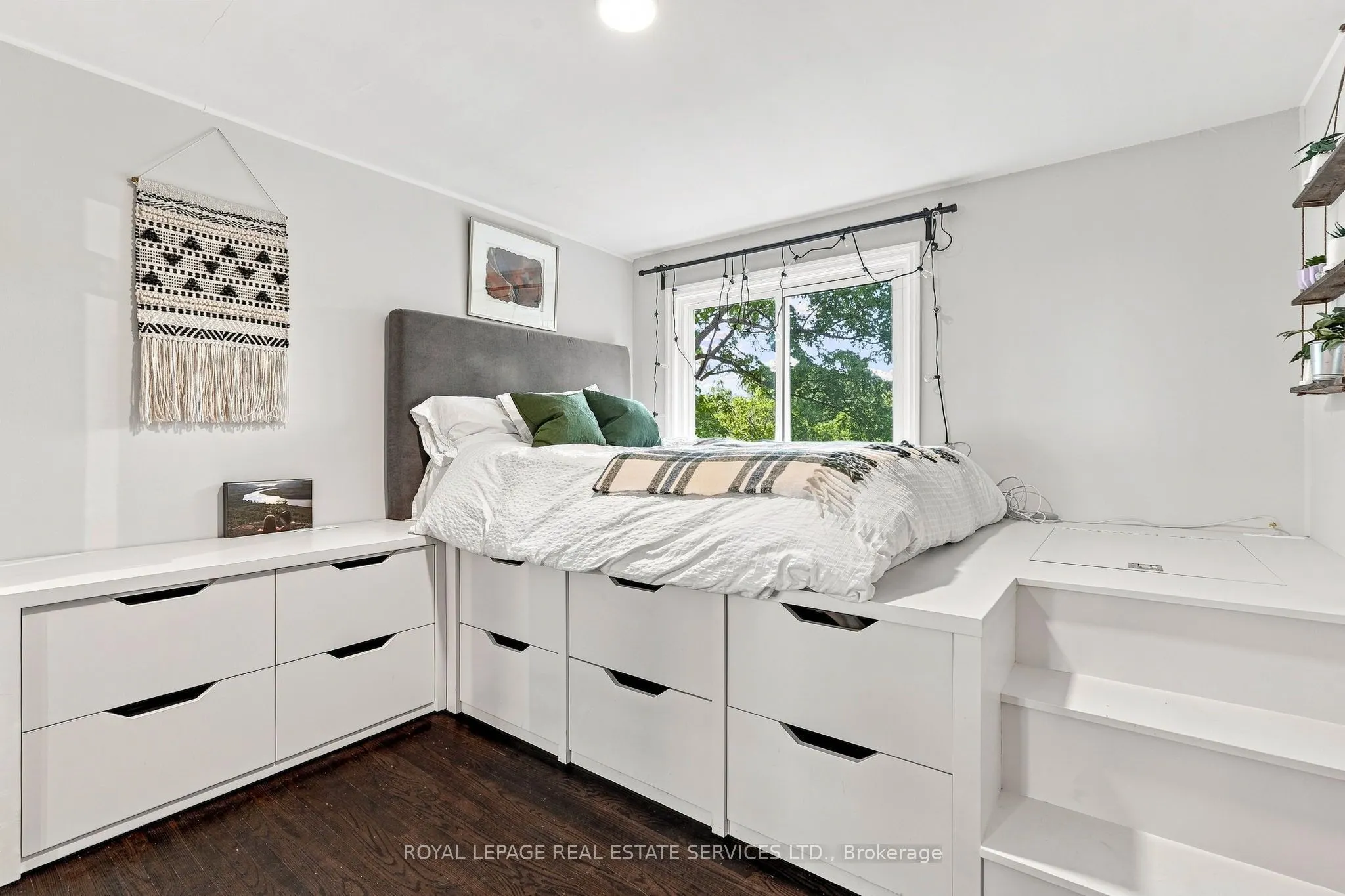 372 Trafalgar Road