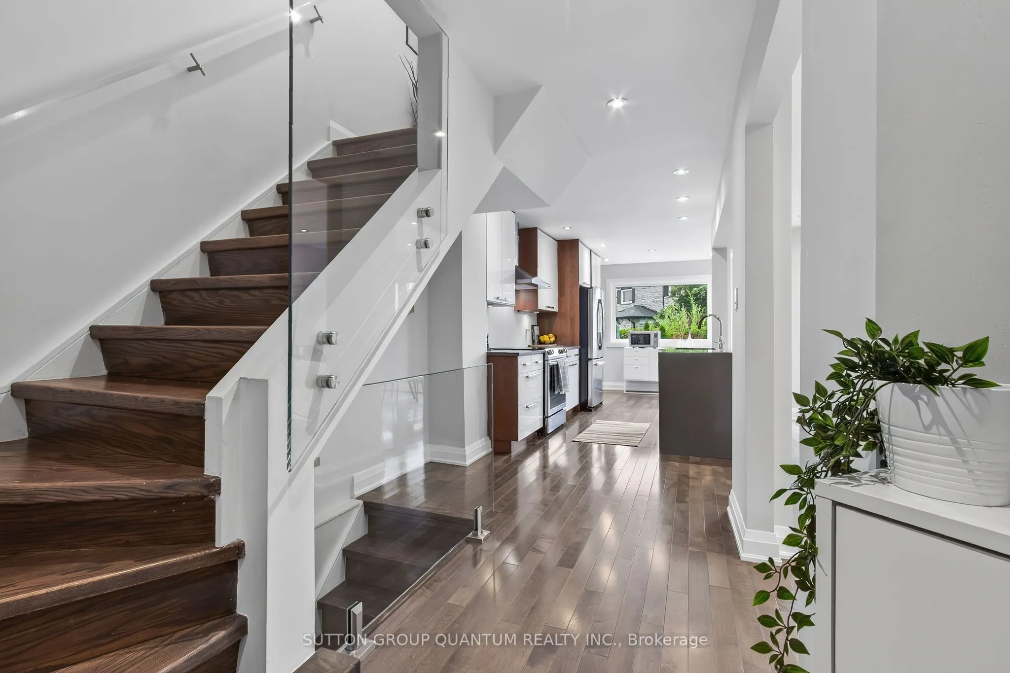 4413 Lee Drive