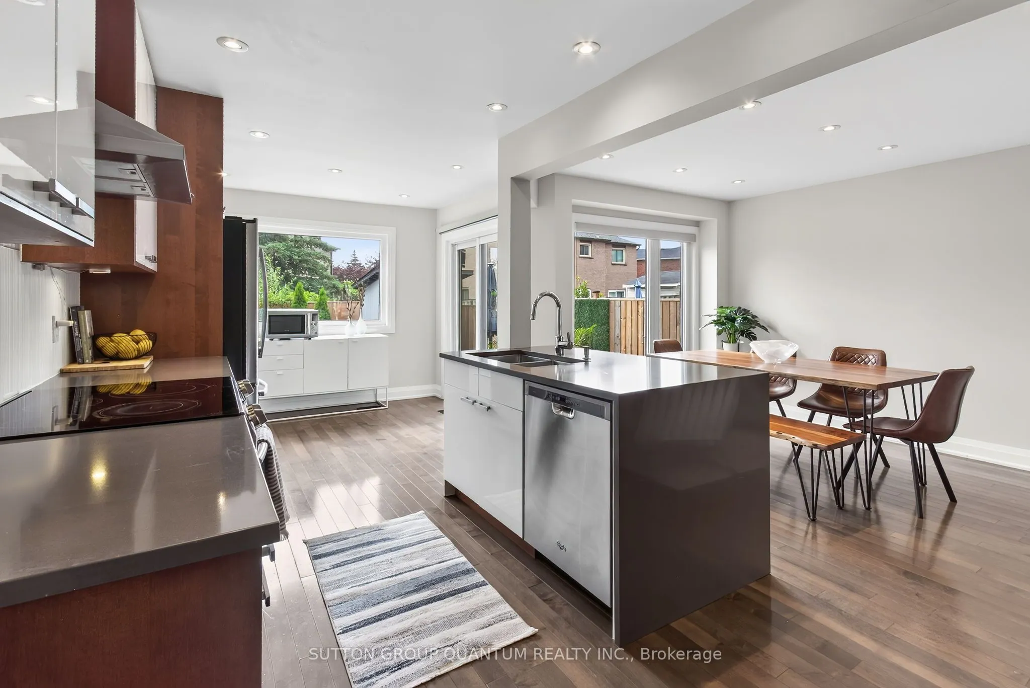 4413 Lee Drive
