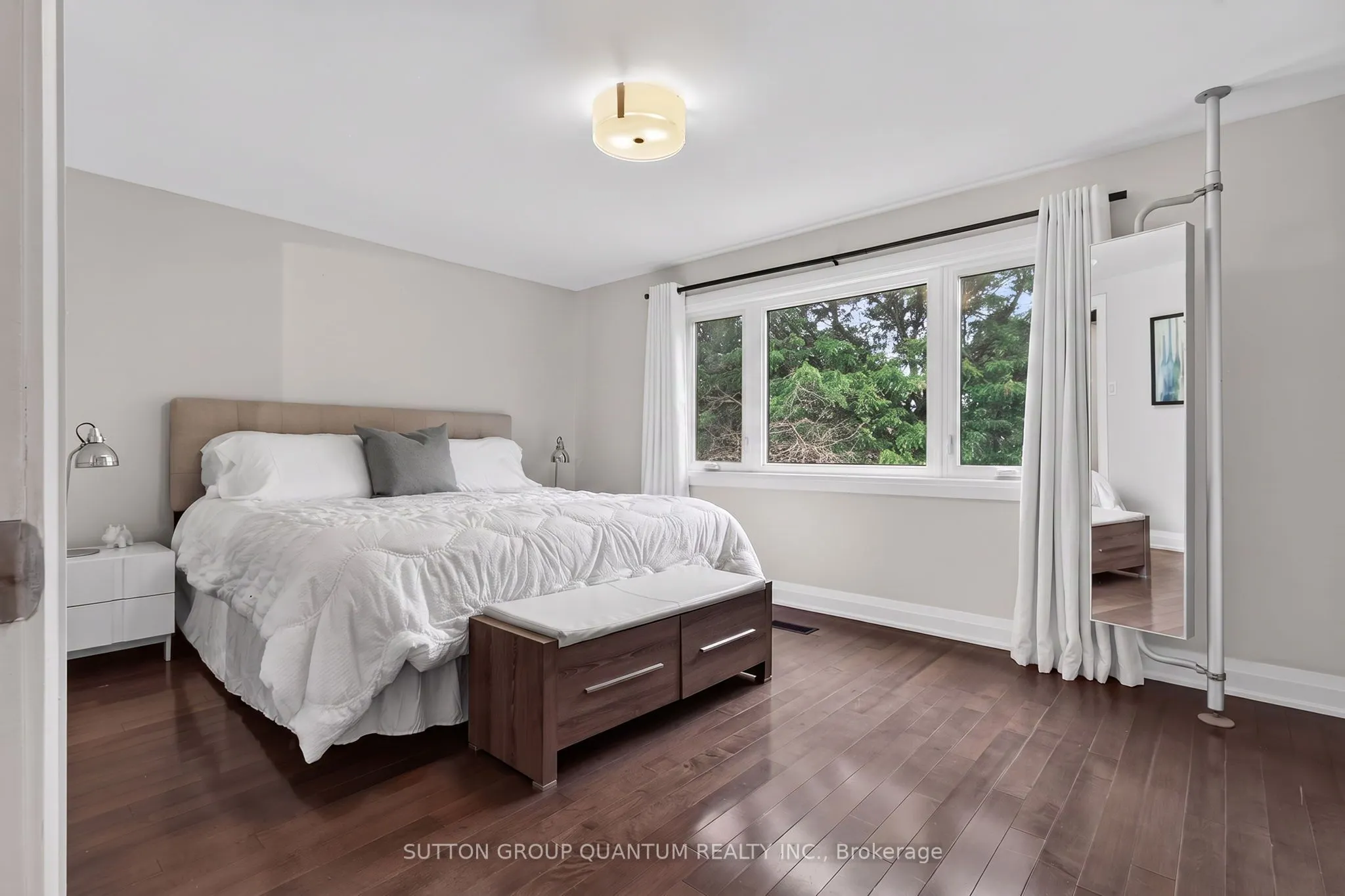 4413 Lee Drive