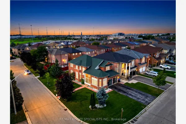 3463 Crimson King Circle
