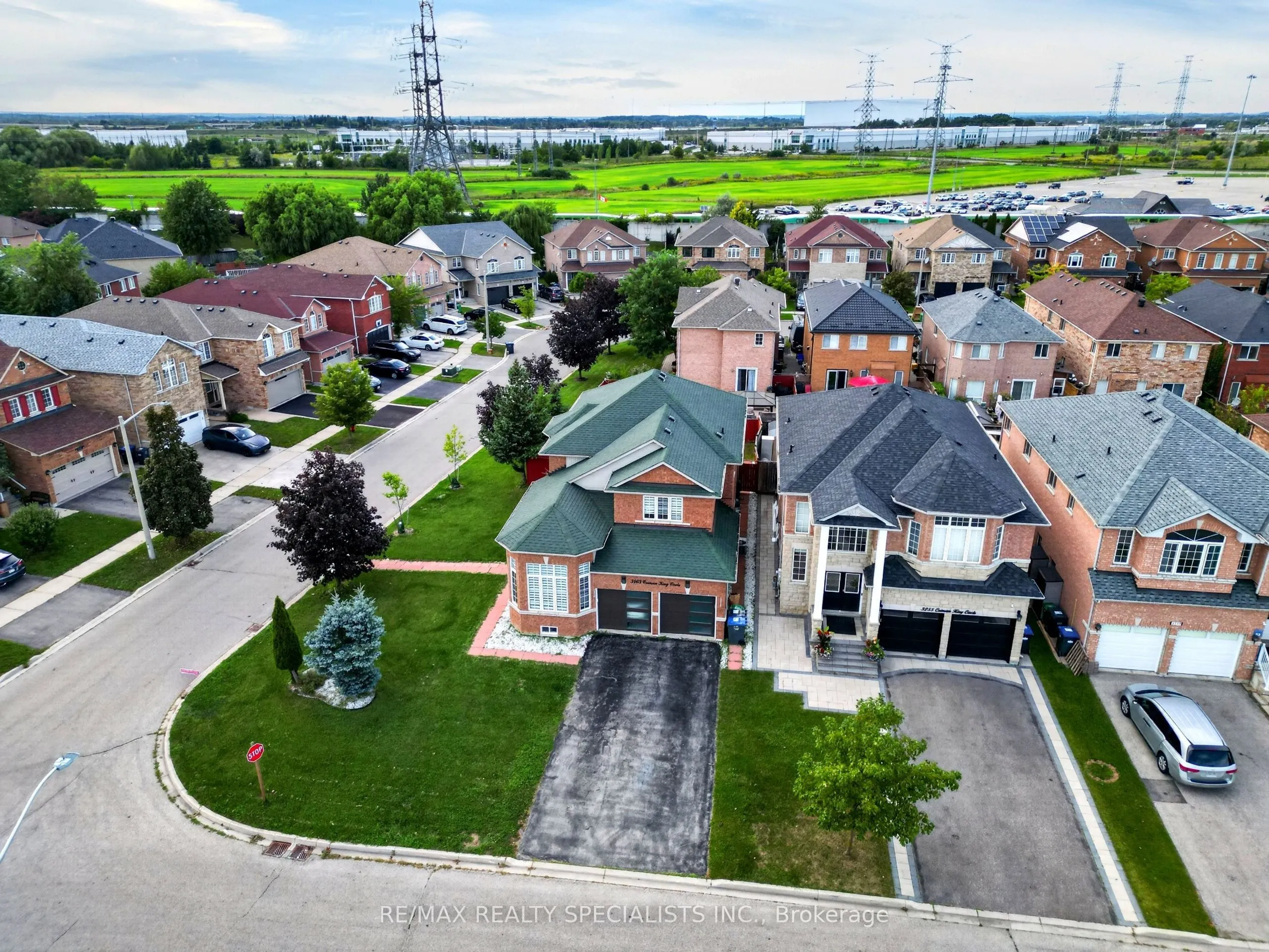 3463 Crimson King Circle