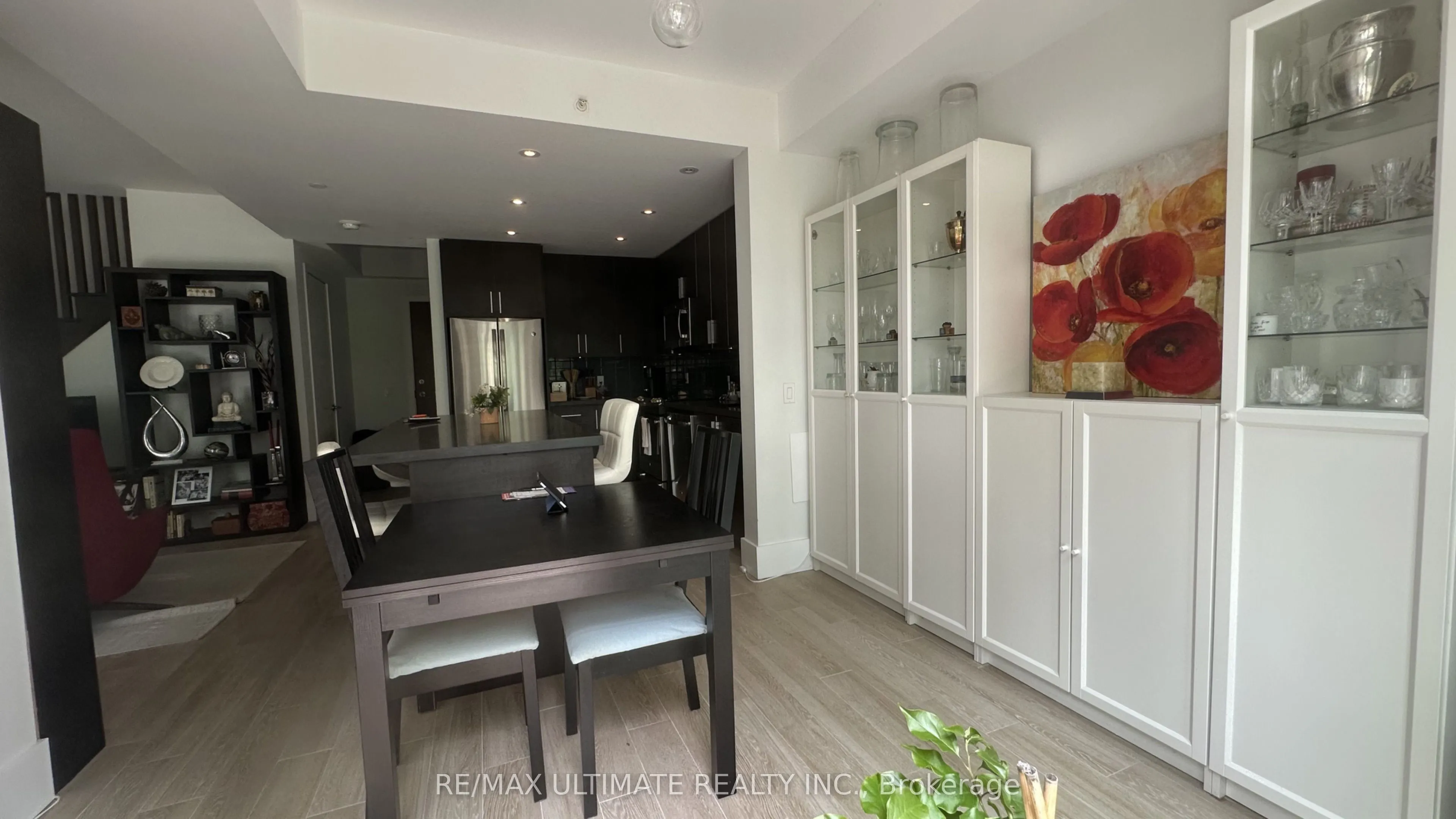 2212 Lake Shore Boulevard W #TH1