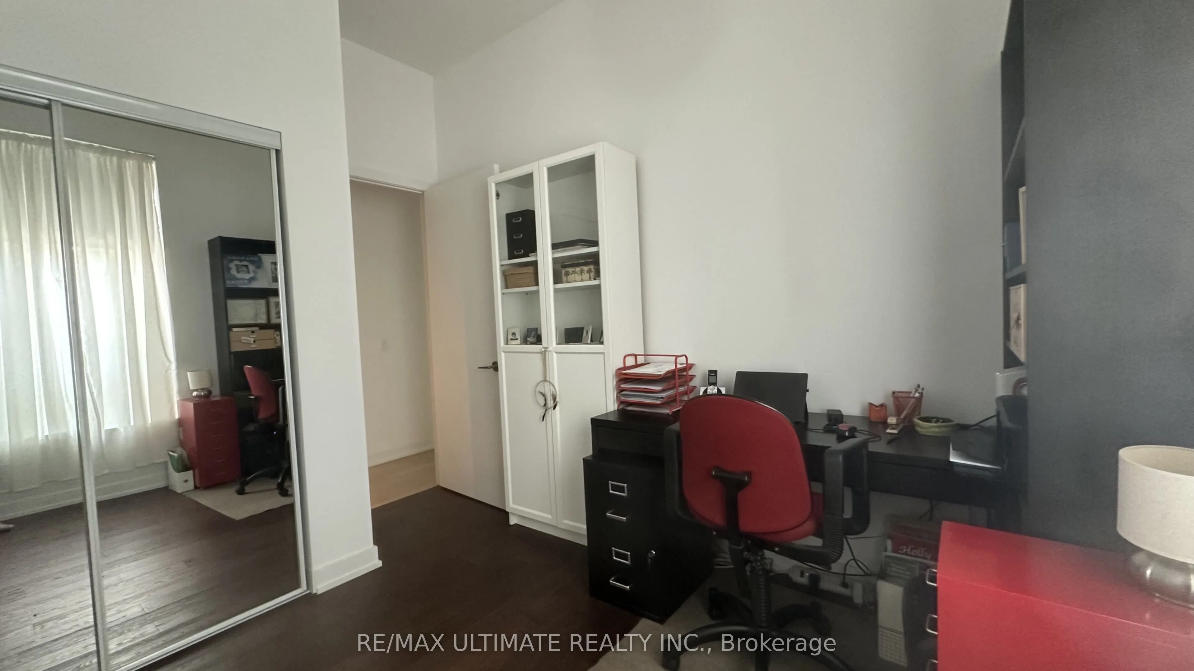 2212 Lake Shore Boulevard W #TH1