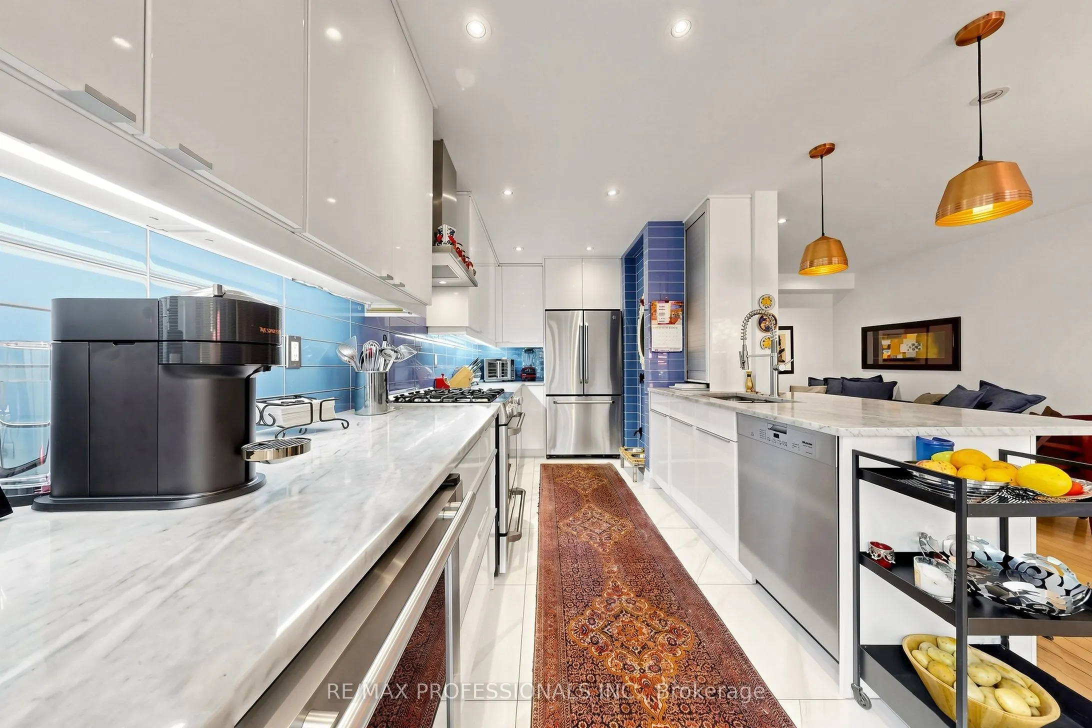 1064 Queen Street W #15A