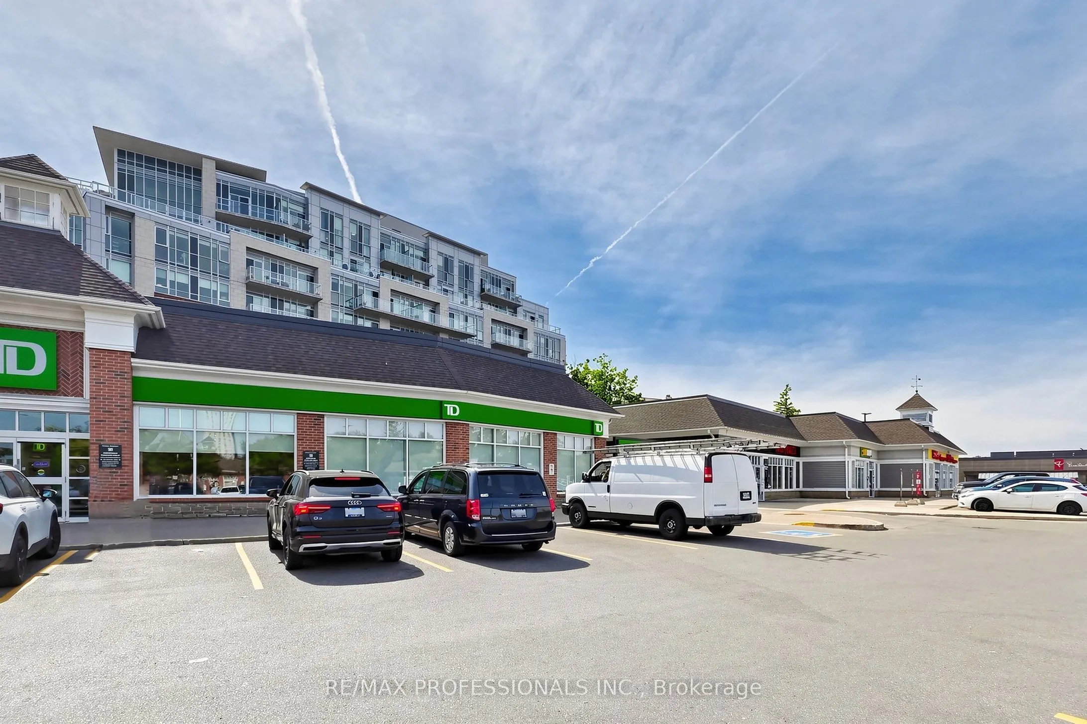 1064 Queen Street W #15A