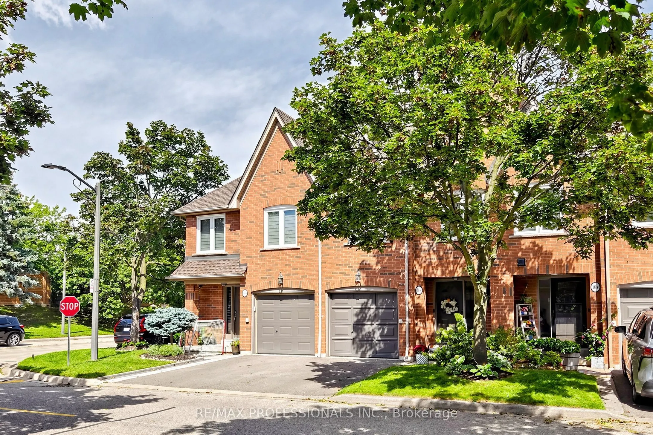 1064 Queen Street W #15A