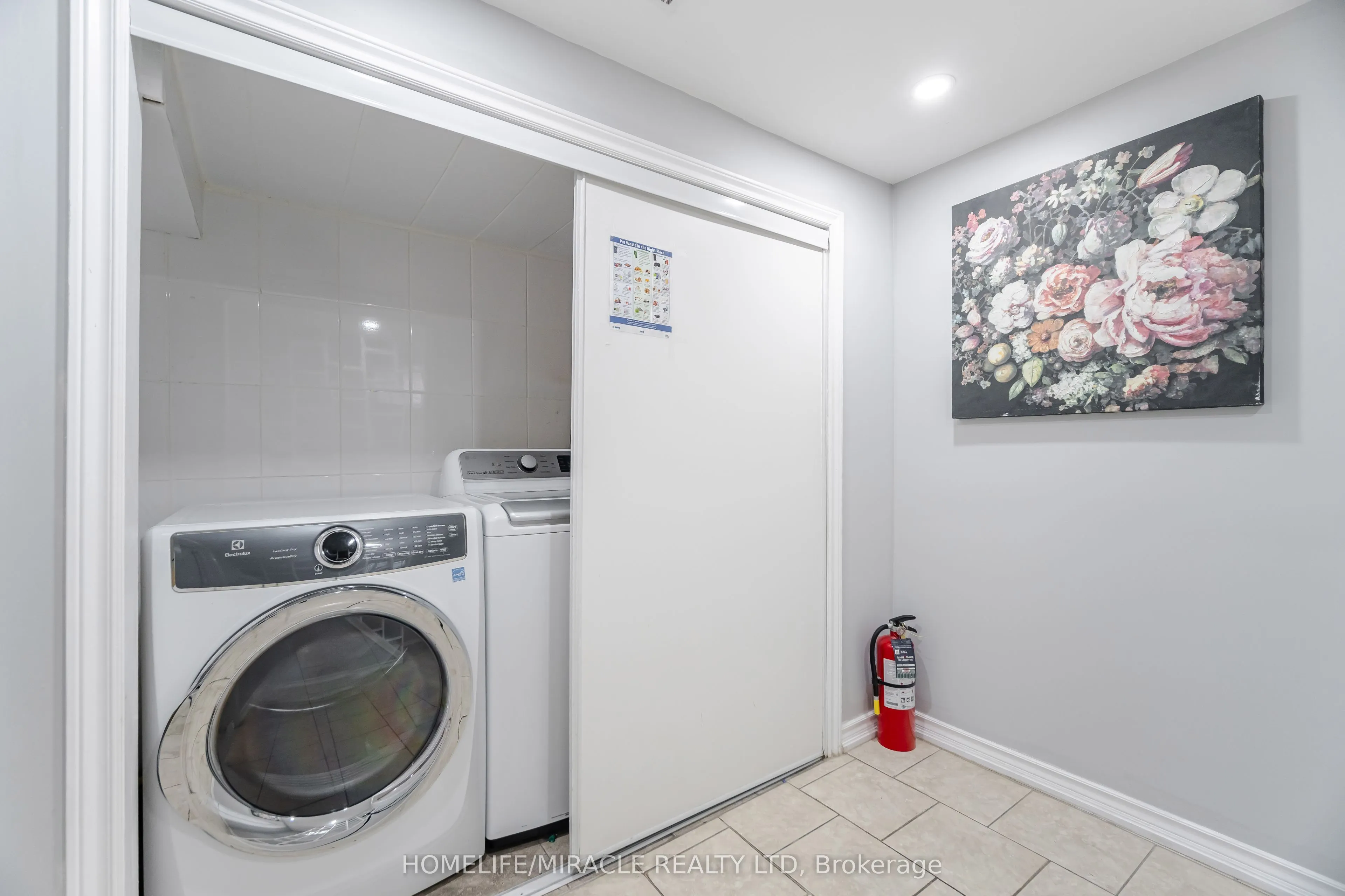 41 Bradstock Road