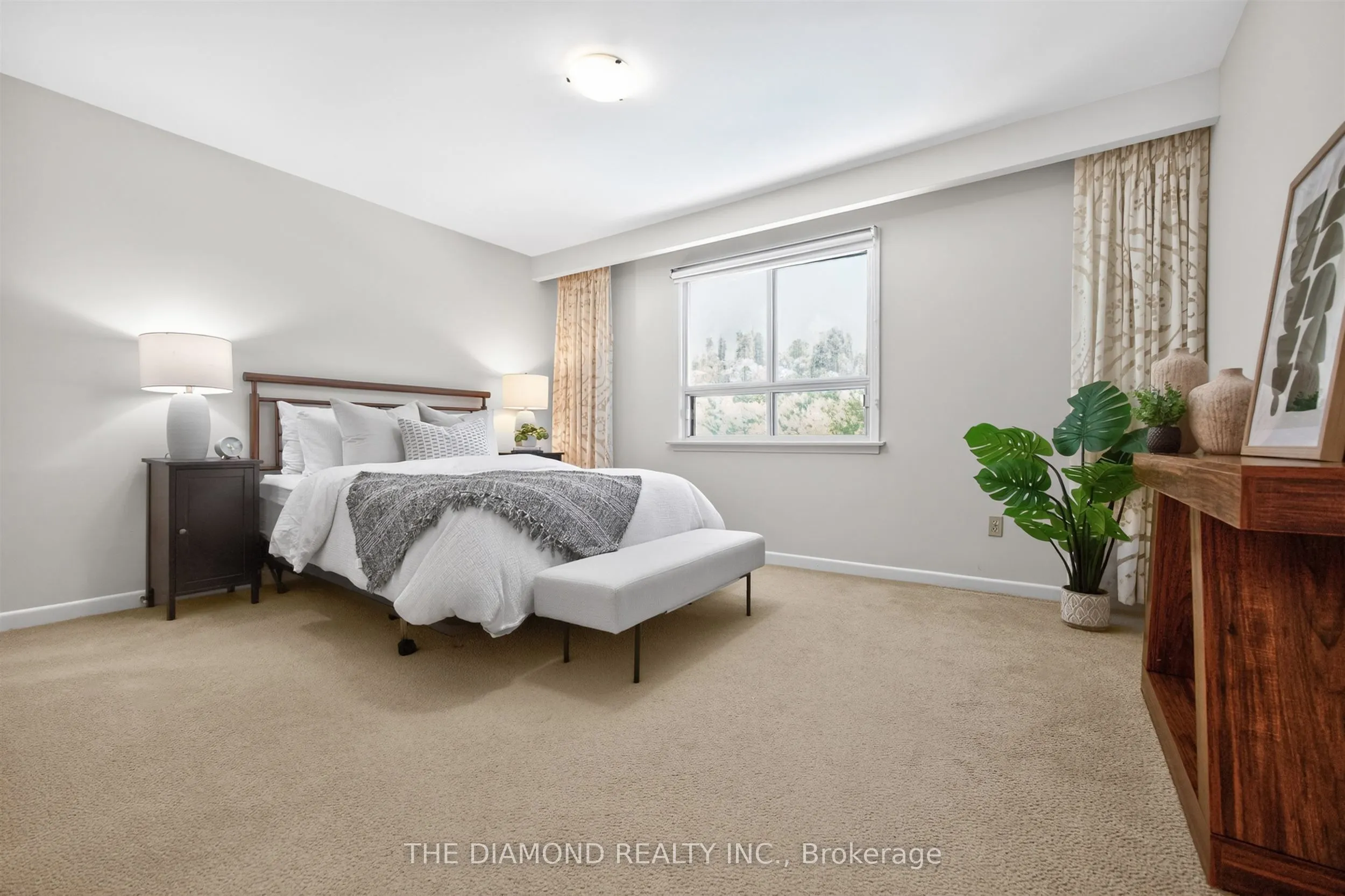 11 Swordbill Drive