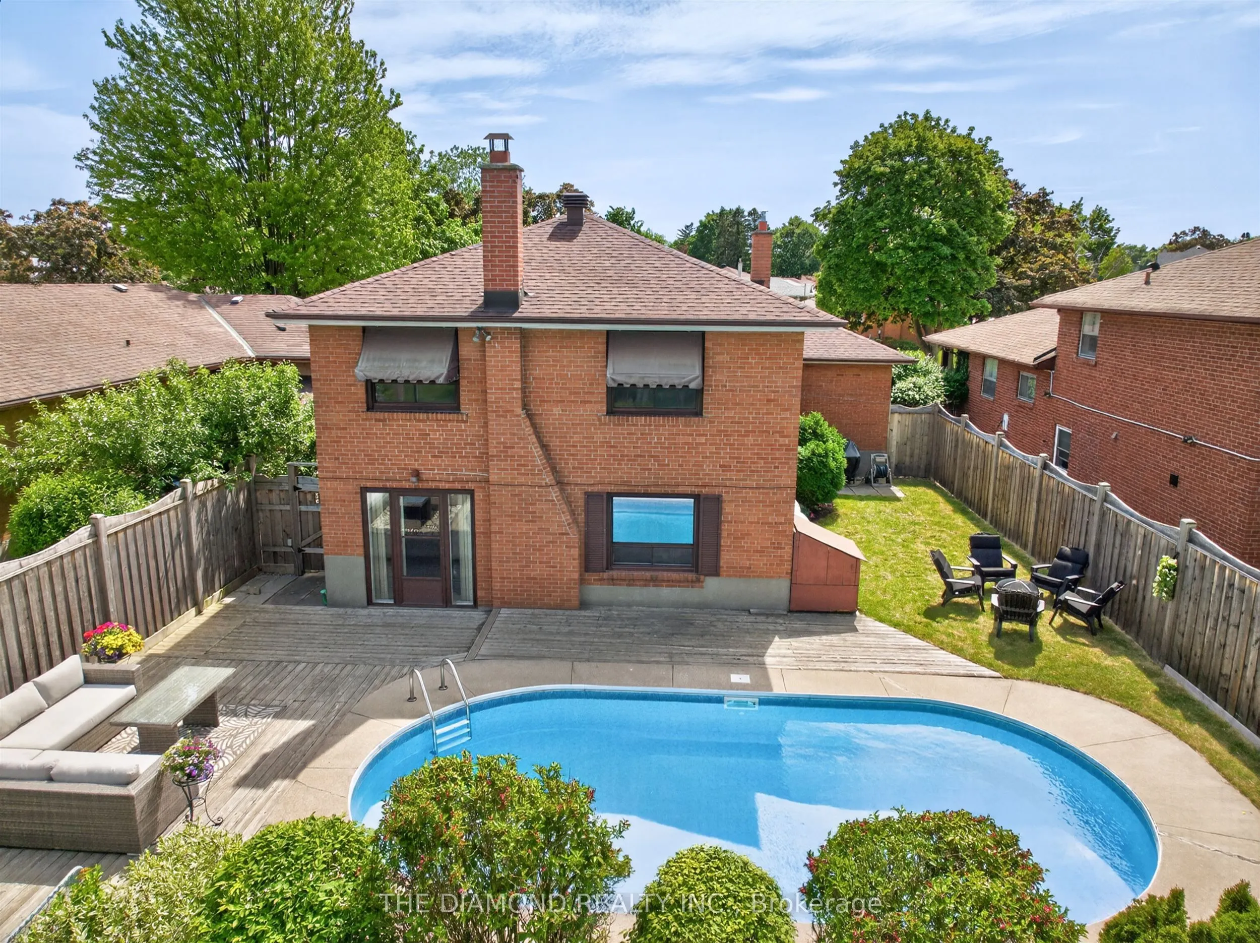 11 Swordbill Drive