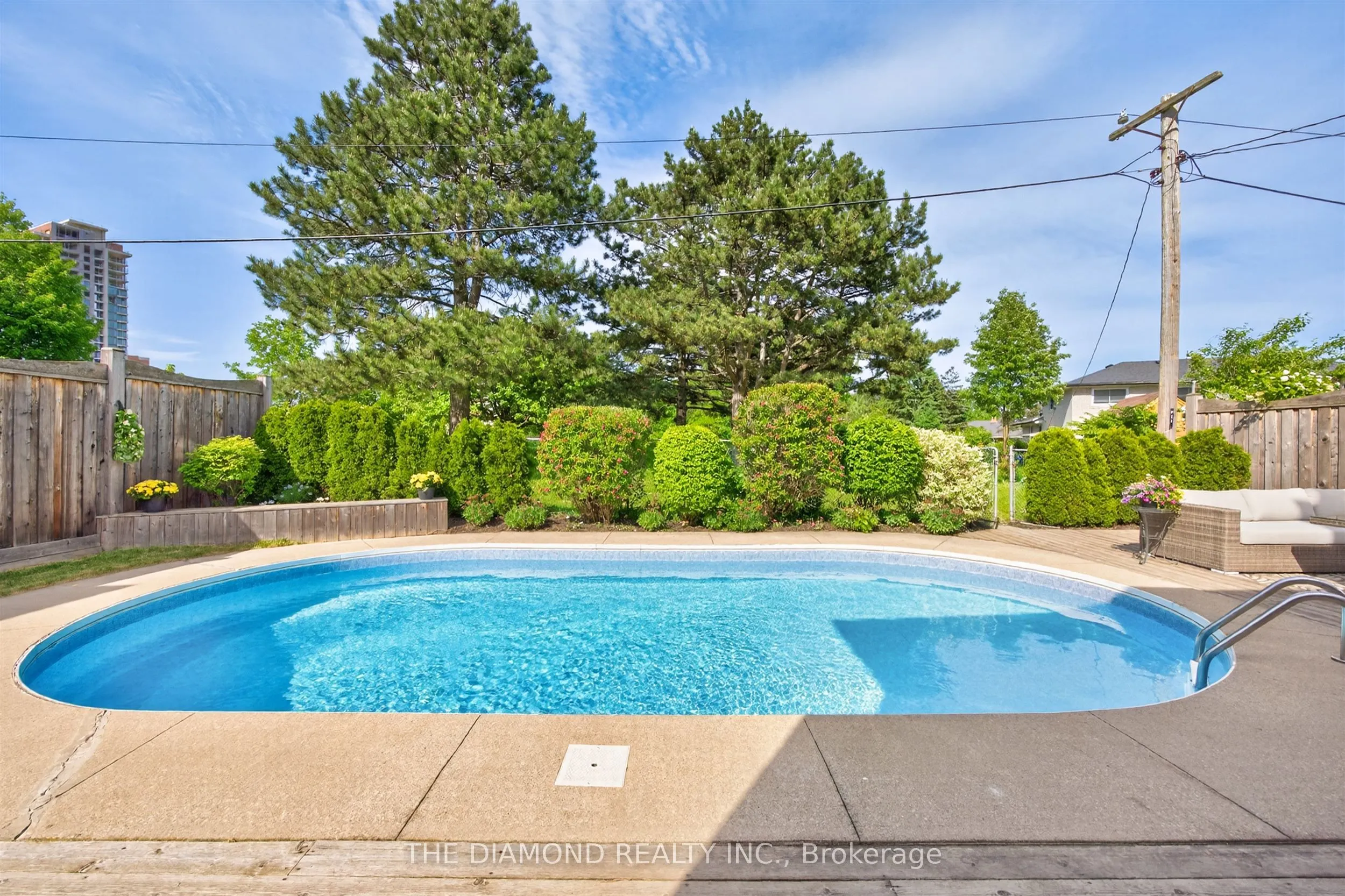 11 Swordbill Drive