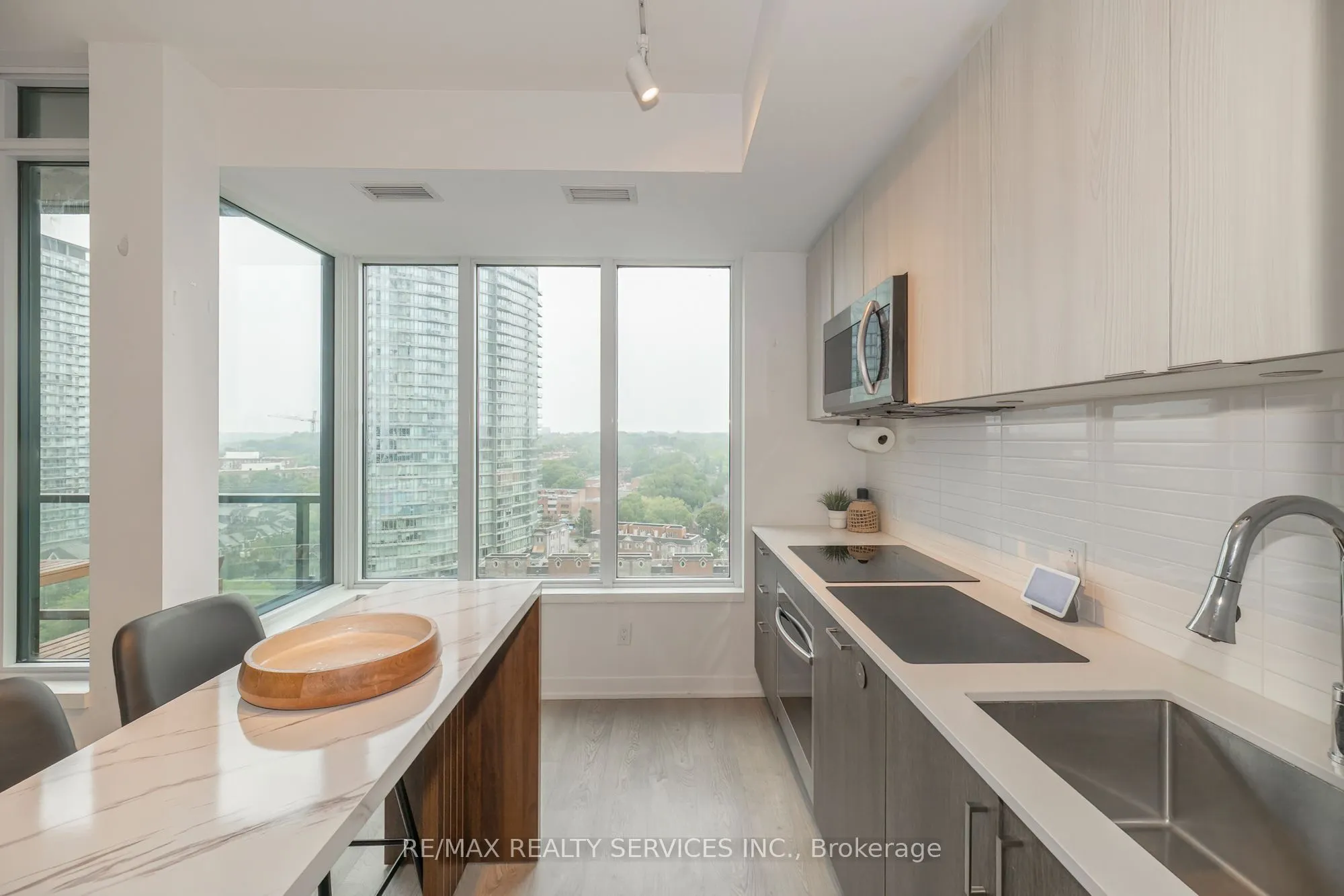 1926 Lake Shore Boulevard W #1616