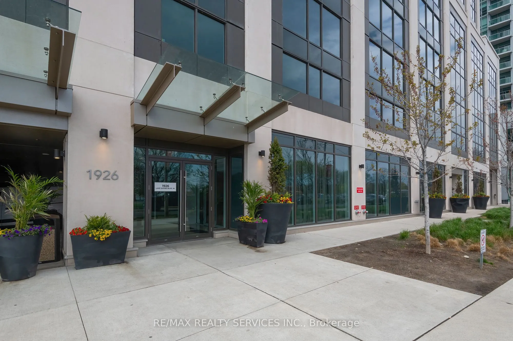 1926 Lake Shore Boulevard W #1616