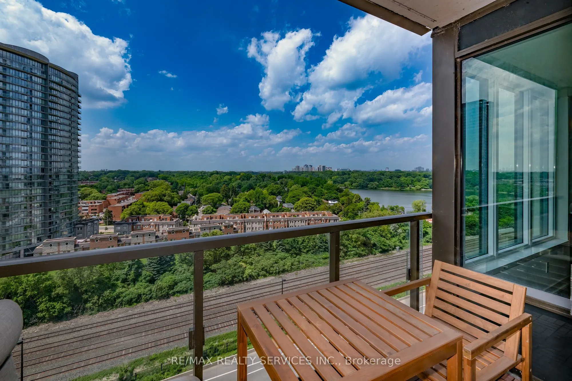 1926 Lake Shore Boulevard W #1616