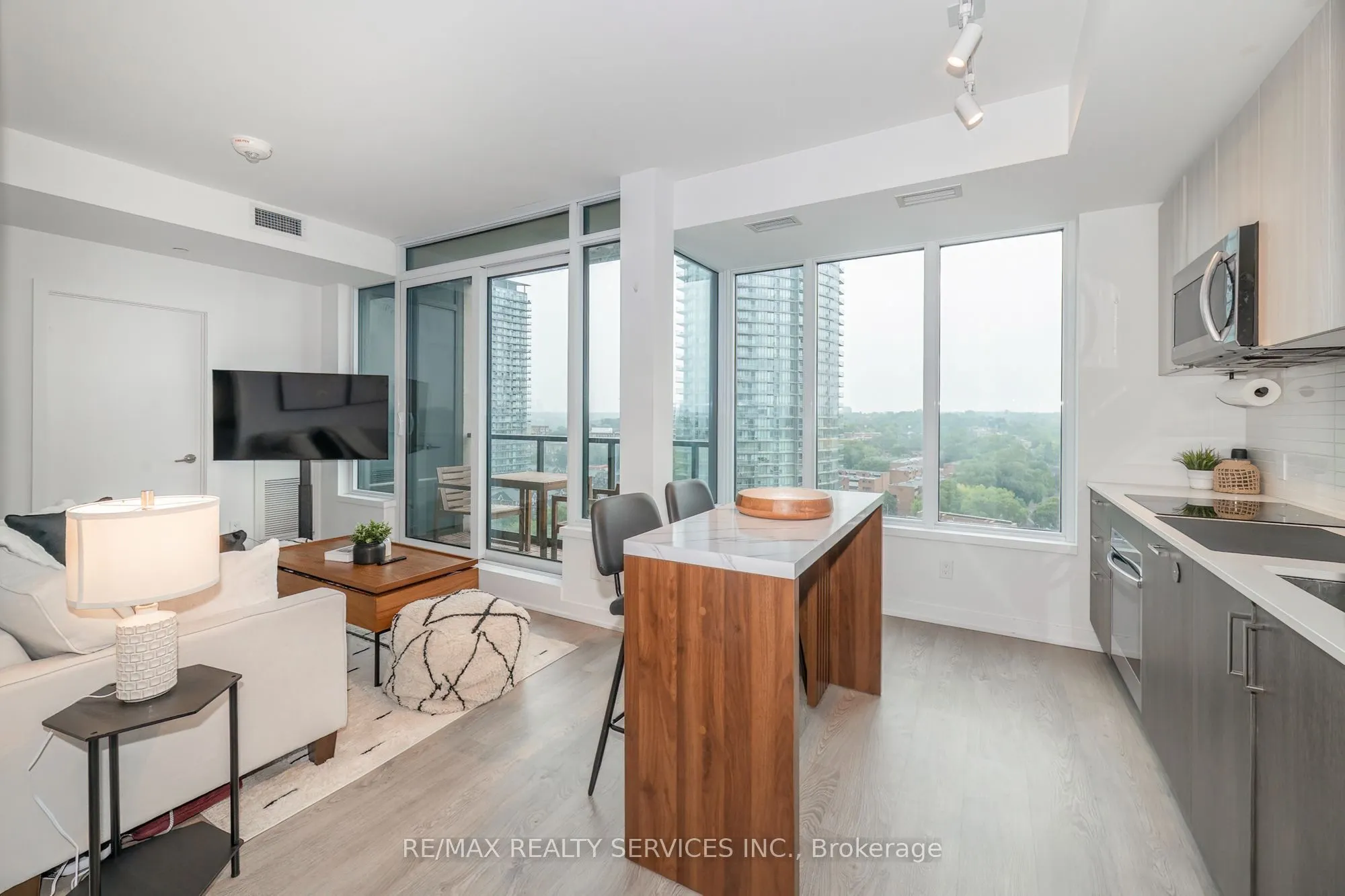1926 Lake Shore Boulevard W #1616