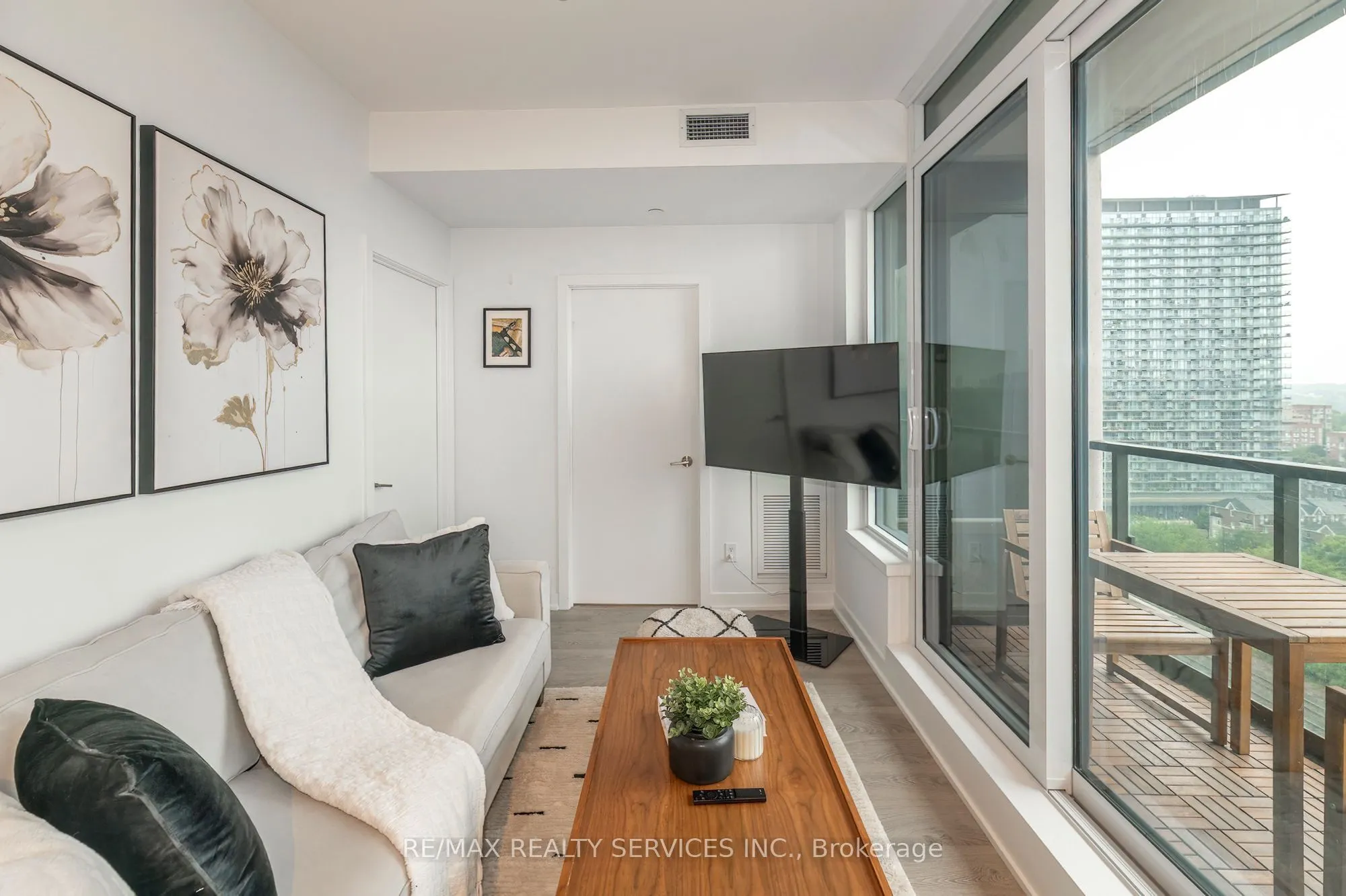 1926 Lake Shore Boulevard W #1616