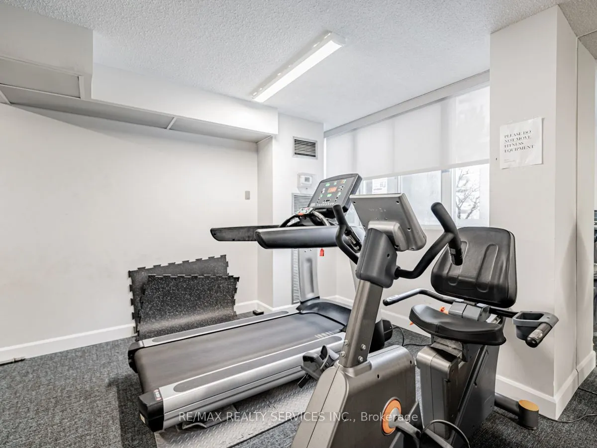 3590 Kaneff Crescent #1108