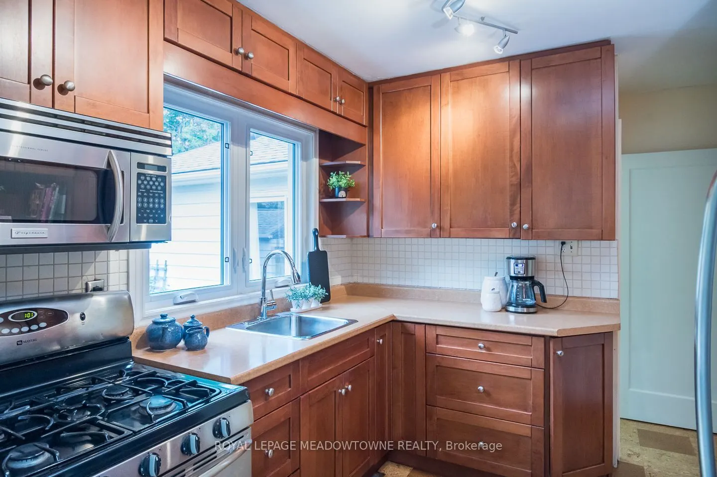 436 Broadway Avenue