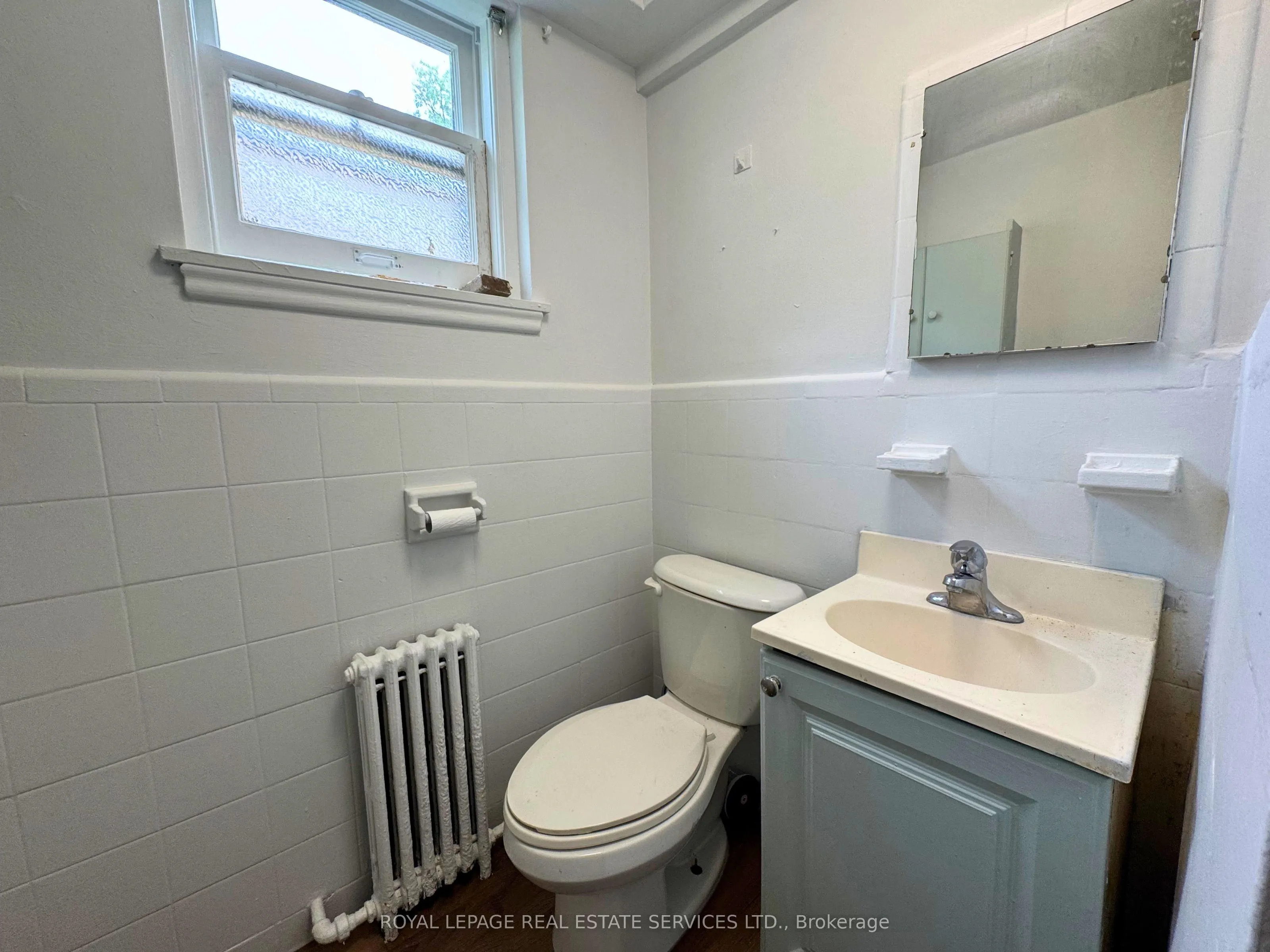 20 Park Boulevard #Basement Apartment
