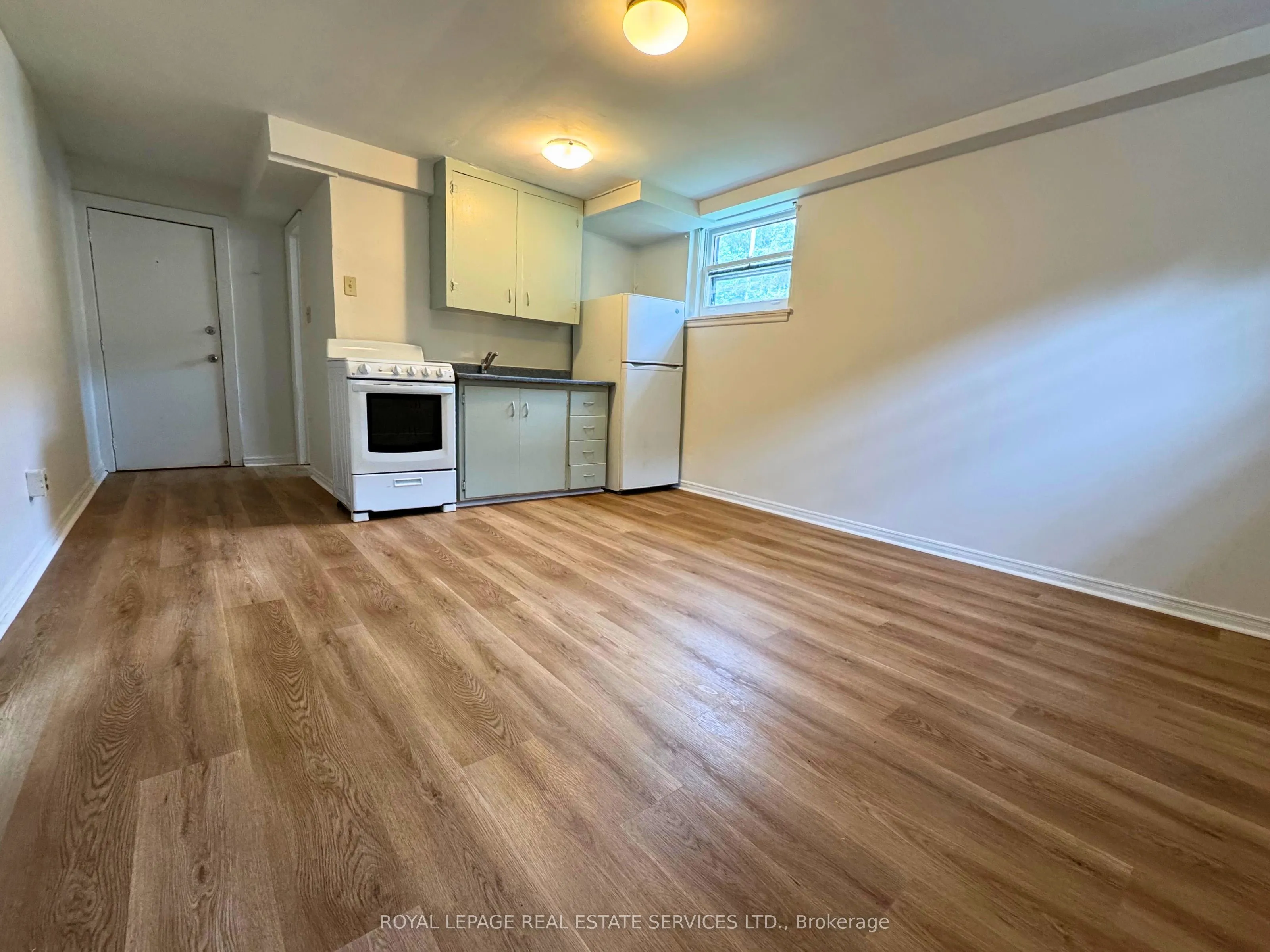 20 Park Boulevard #Basement Apartment