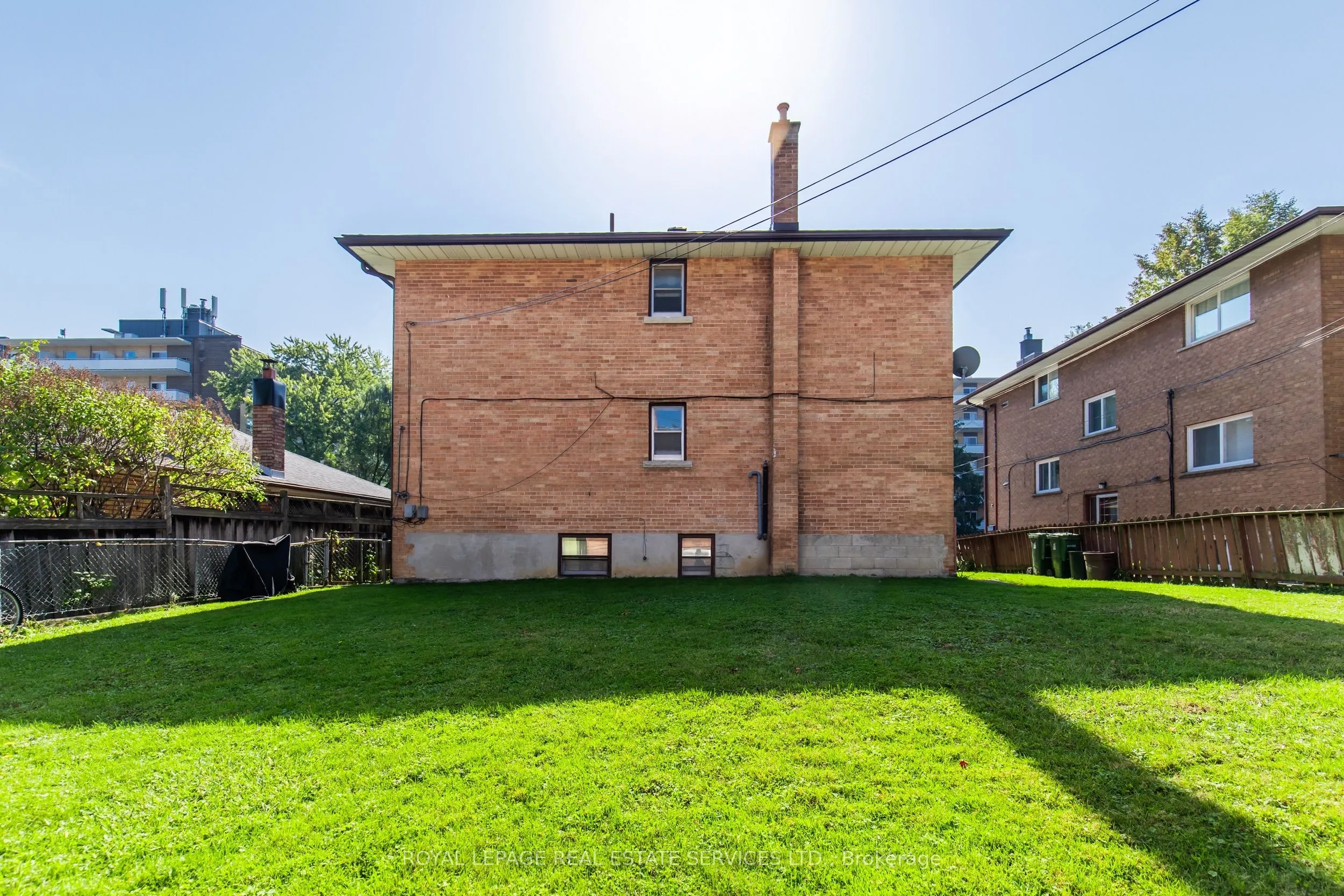 20 Park Boulevard #Basement Apartment