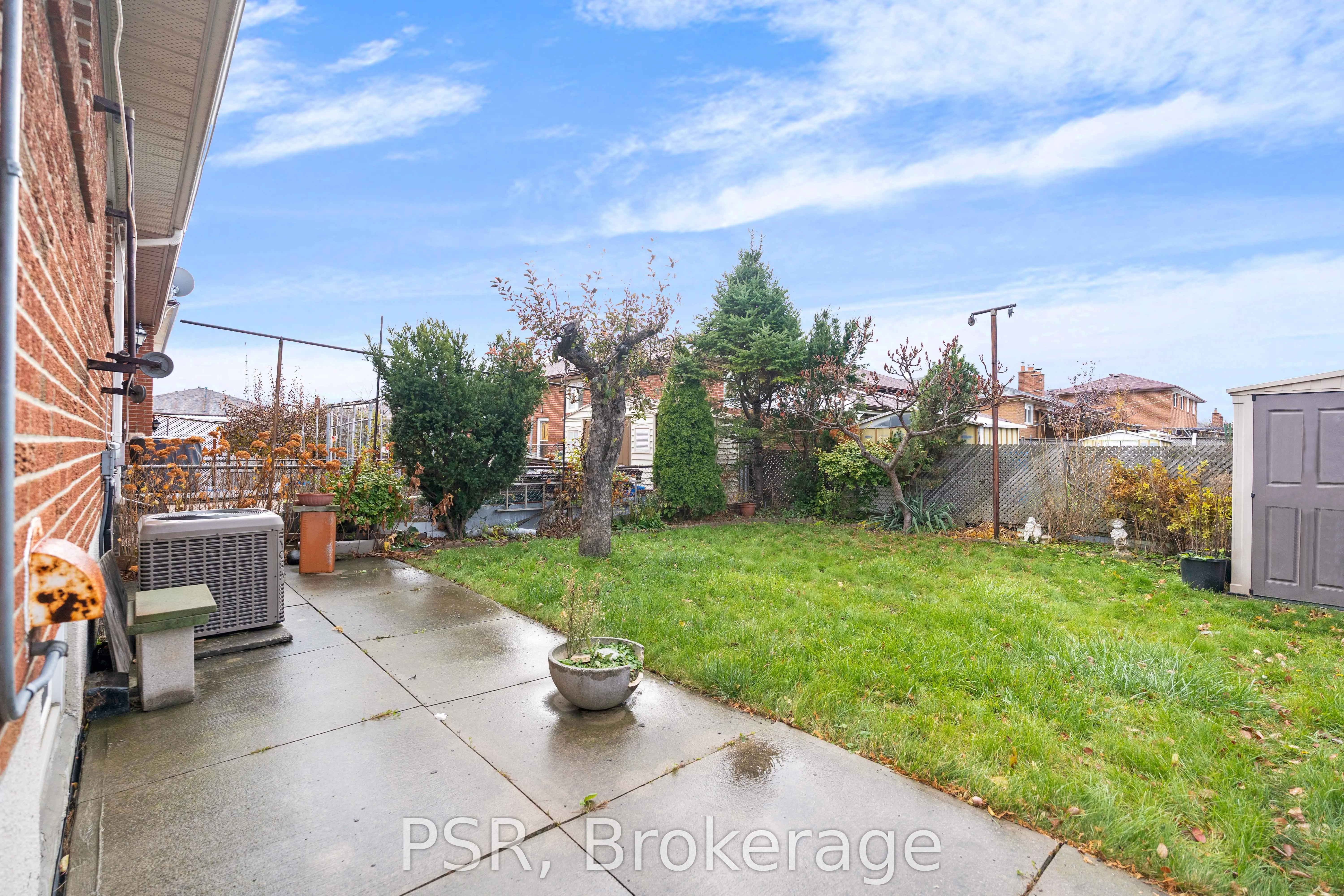 60 Bamford Crescent