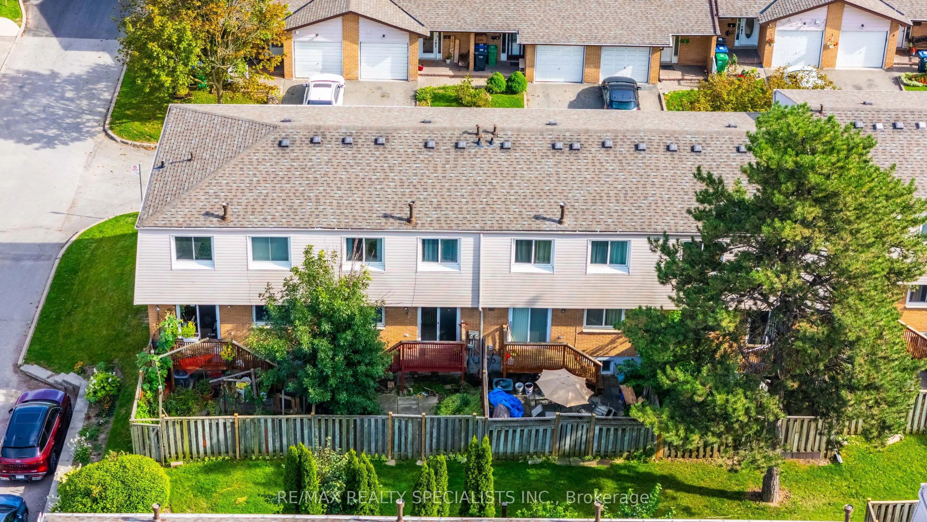 3525 Brandon Gate Drive #11